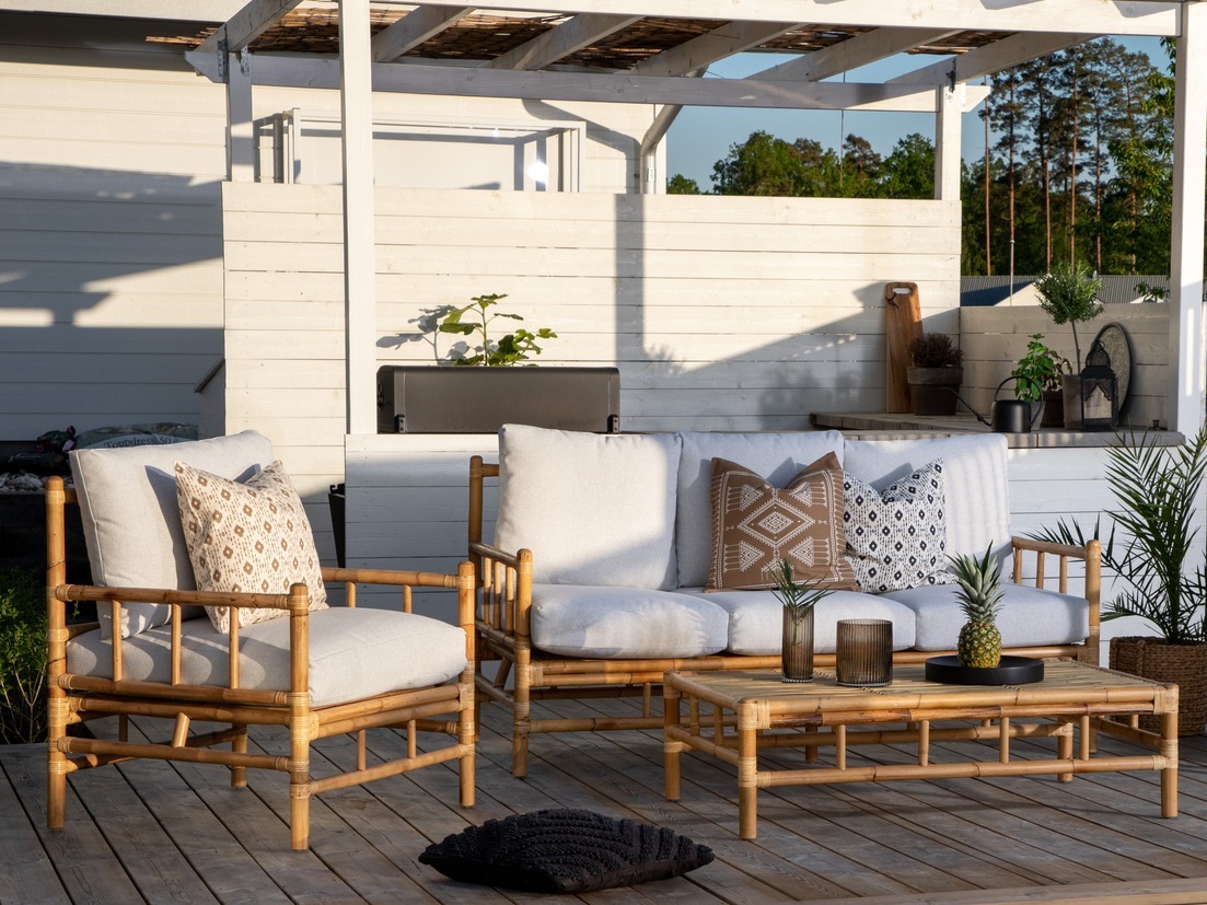 Outdoor sofa Mernolu 106