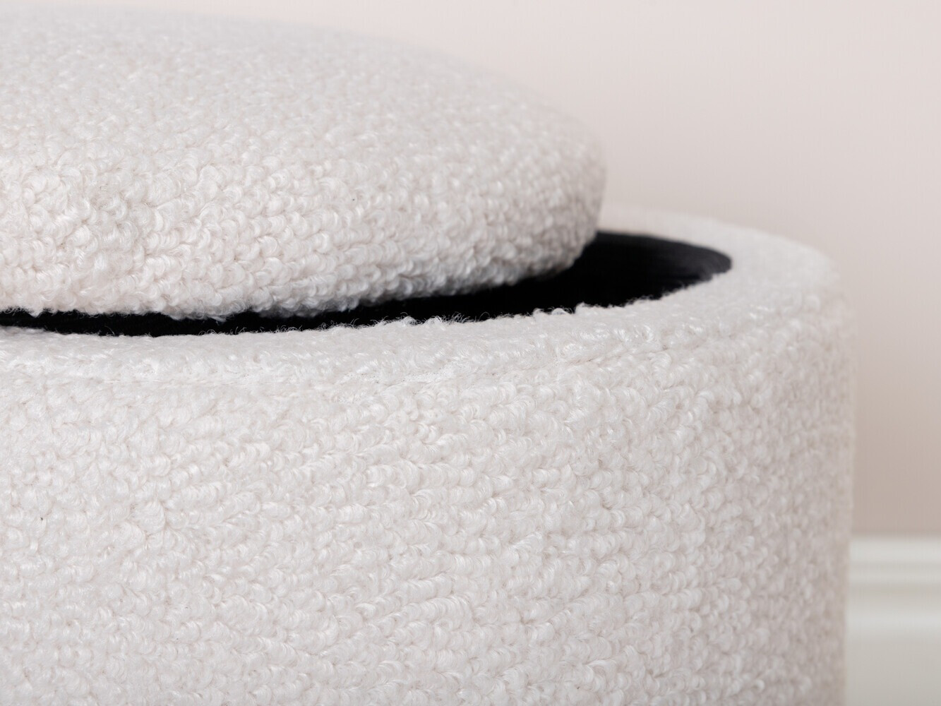 Ottoman Dallas 2939 (White)