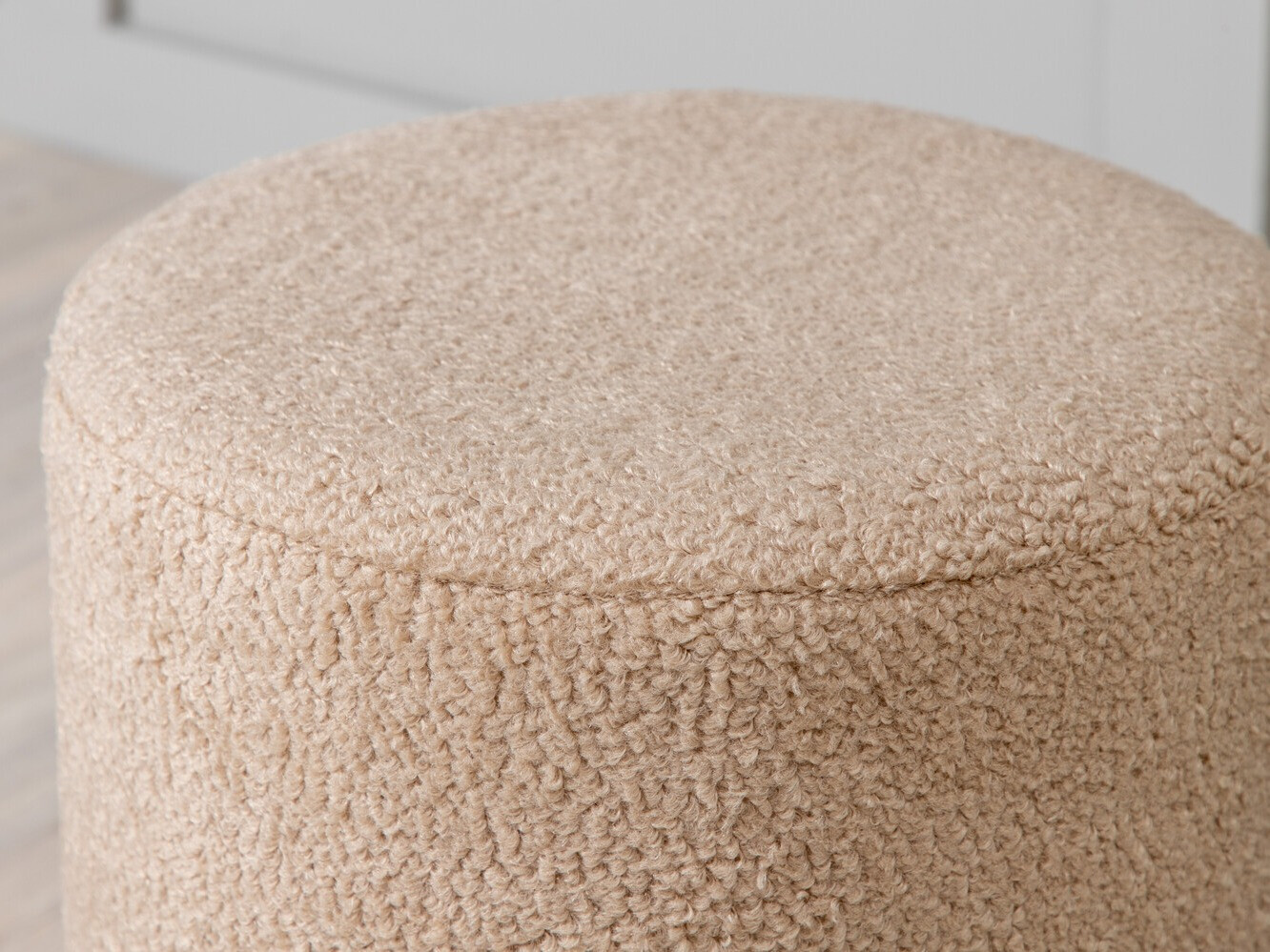 Ottoman Dallas 2936 (Beige + Glossy black)