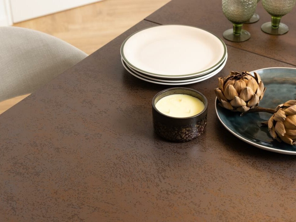 Table Norsica 685 (Black + Brown)