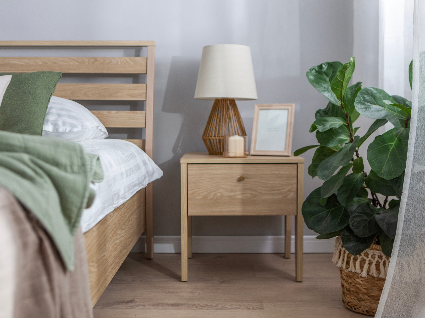 Bedside table Salviri 104