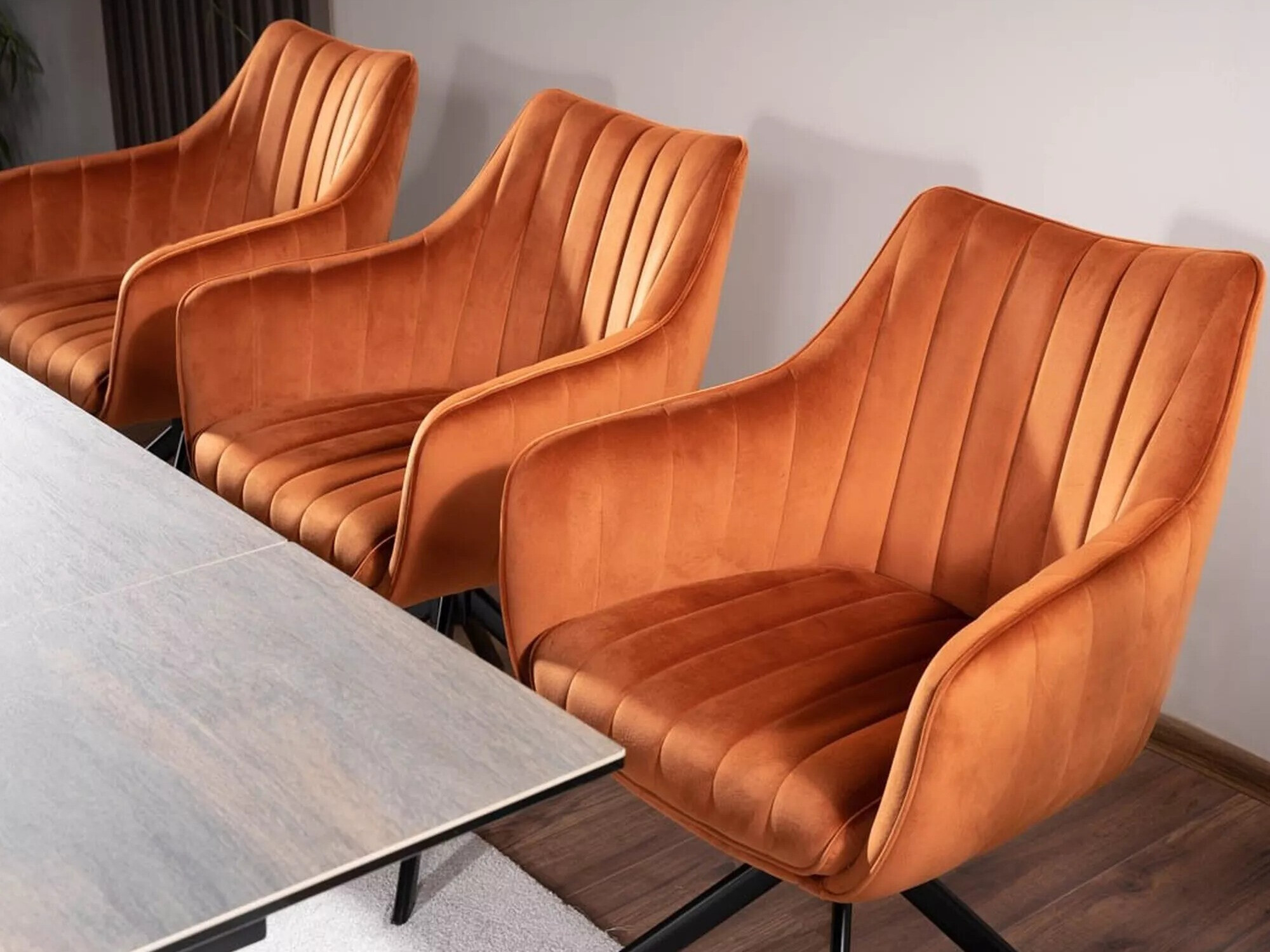 Chair Detroit 134 (Bluvel 4215)