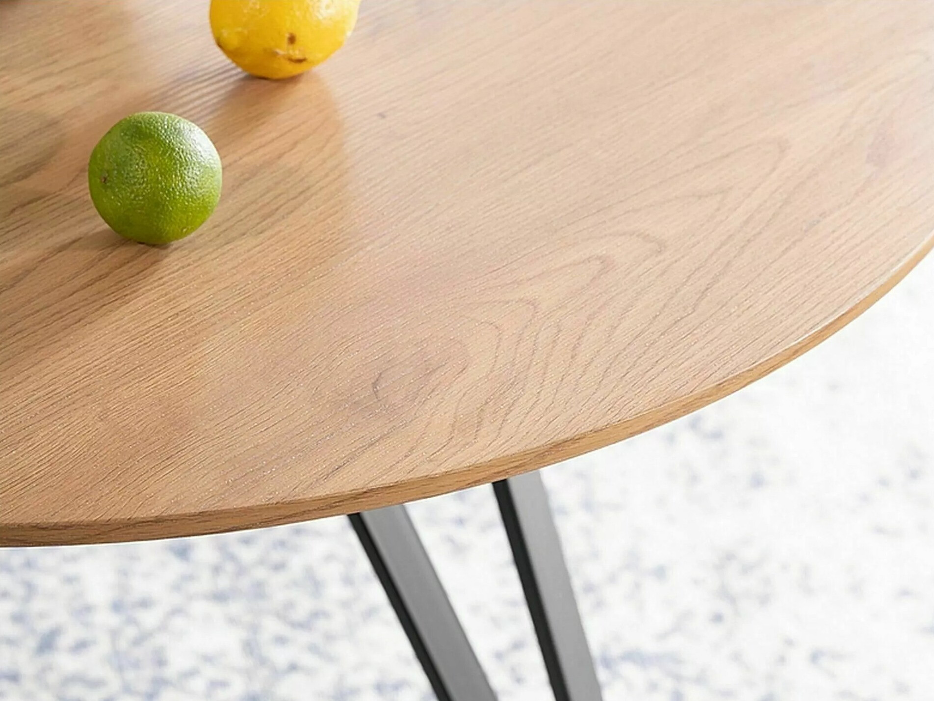 Table Detroit 251 (Black + Oak)