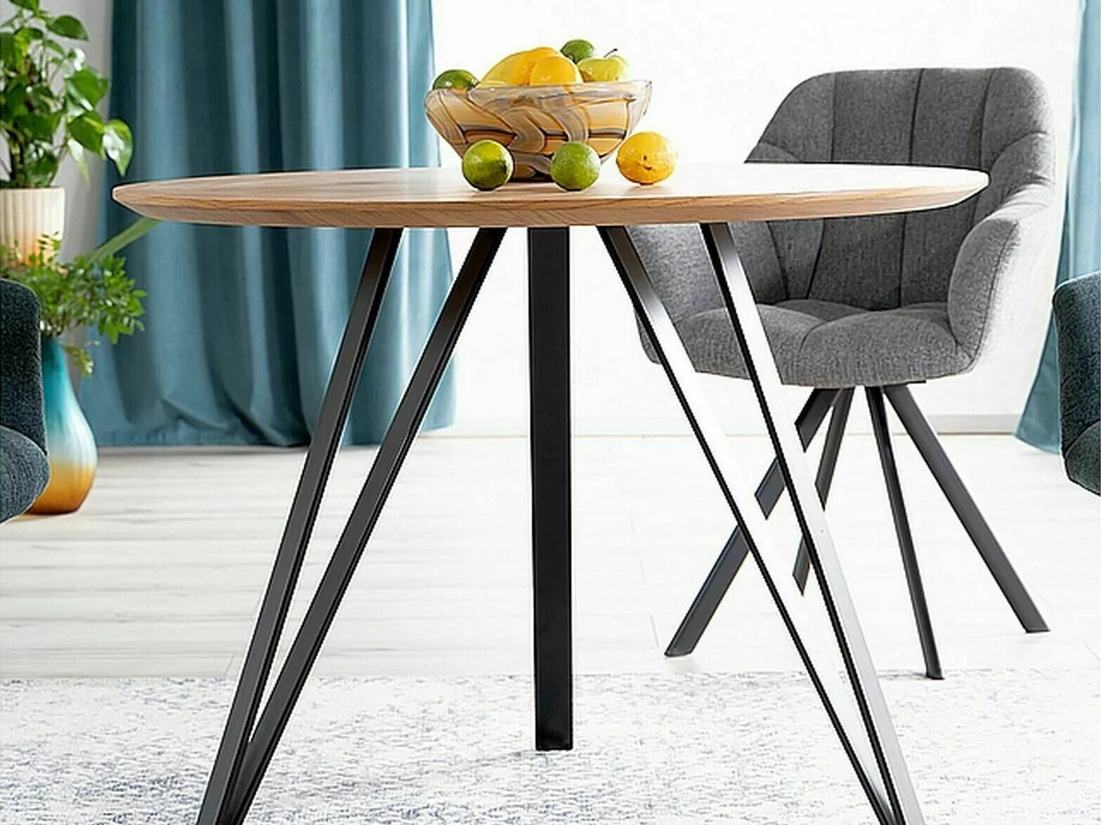 Table Detroit 251 (Black + Oak)