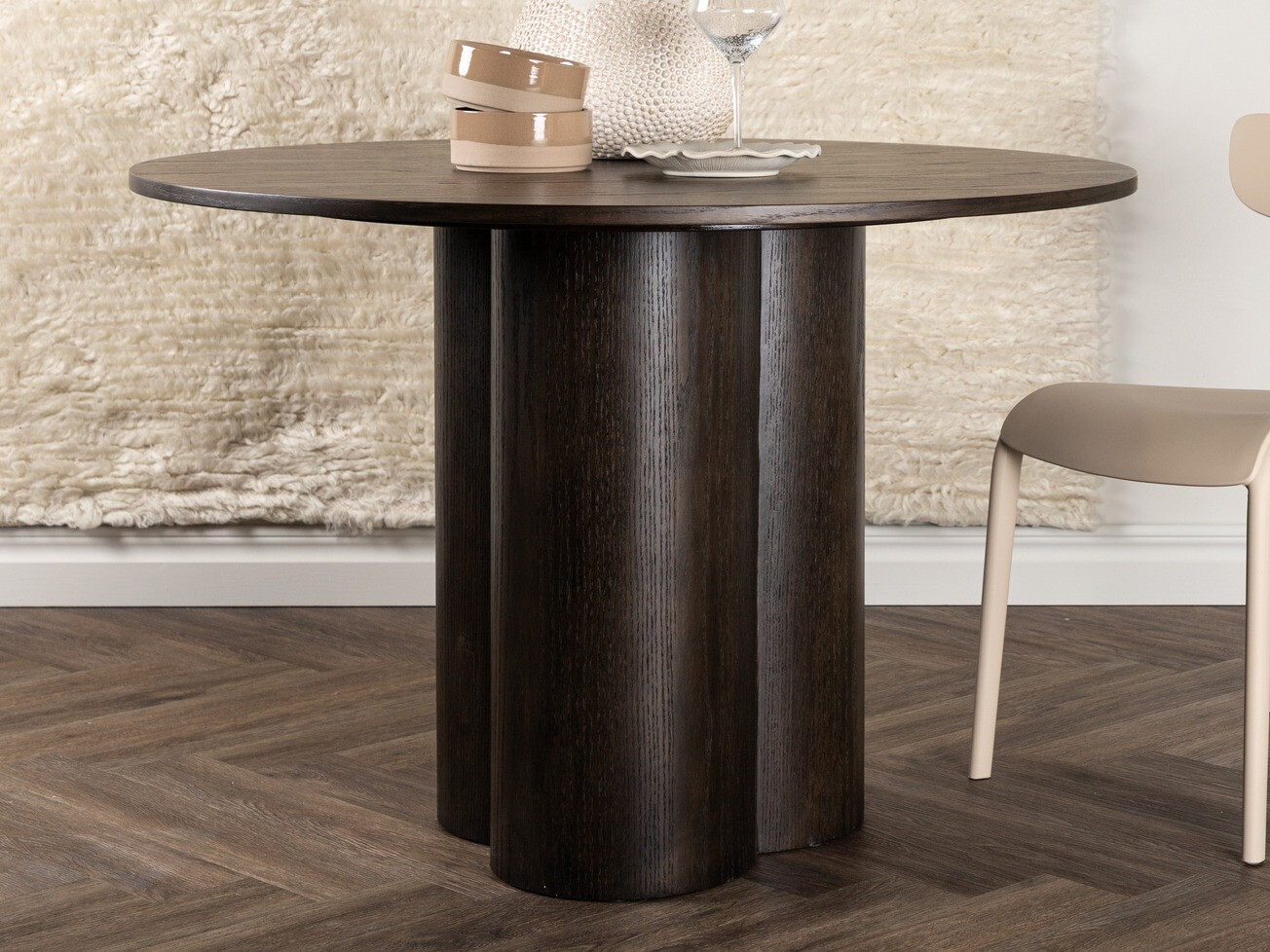 Table Dallas 3195 (Dark nut)