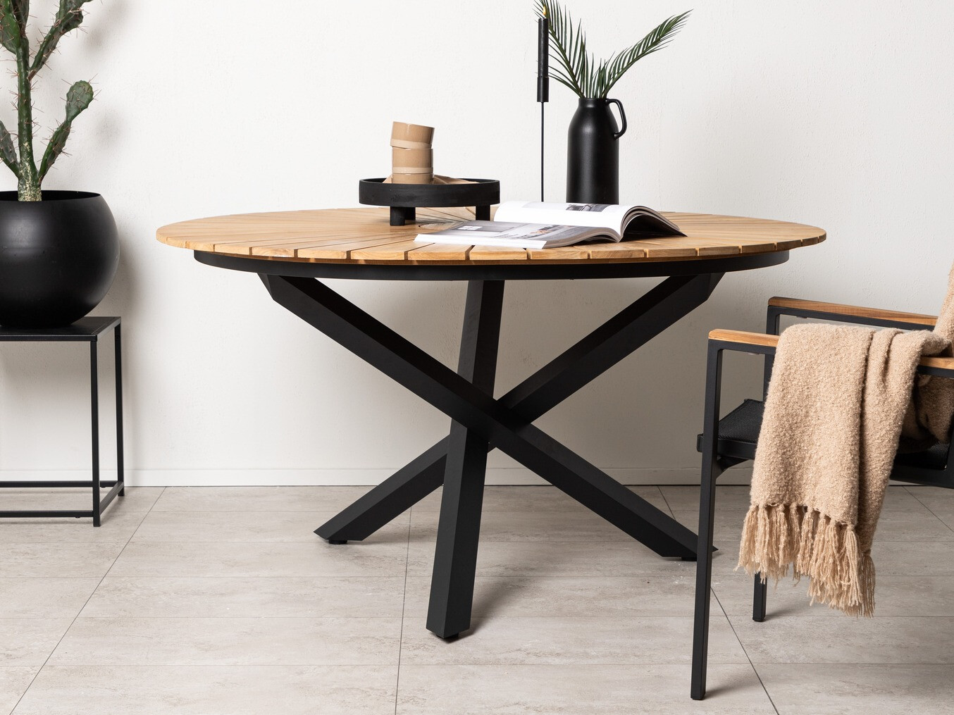 Outdoor table Dallas 5223 (Black + Teak)