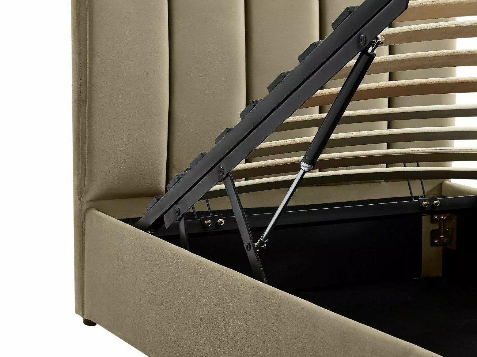 Bed Detroit 412 (Bluvel 28)