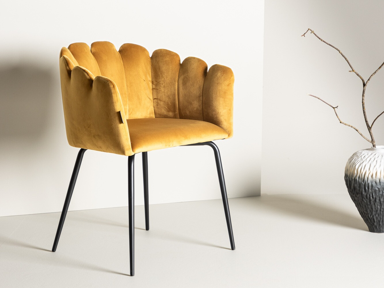 Chair Dallas 134 (Yellow + Black)