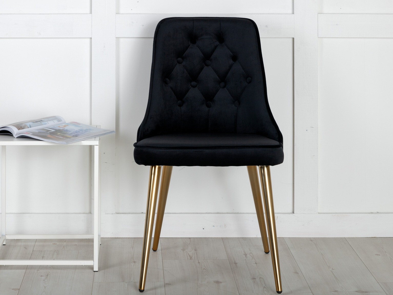 Chair Dallas 203 (Black + golden)
