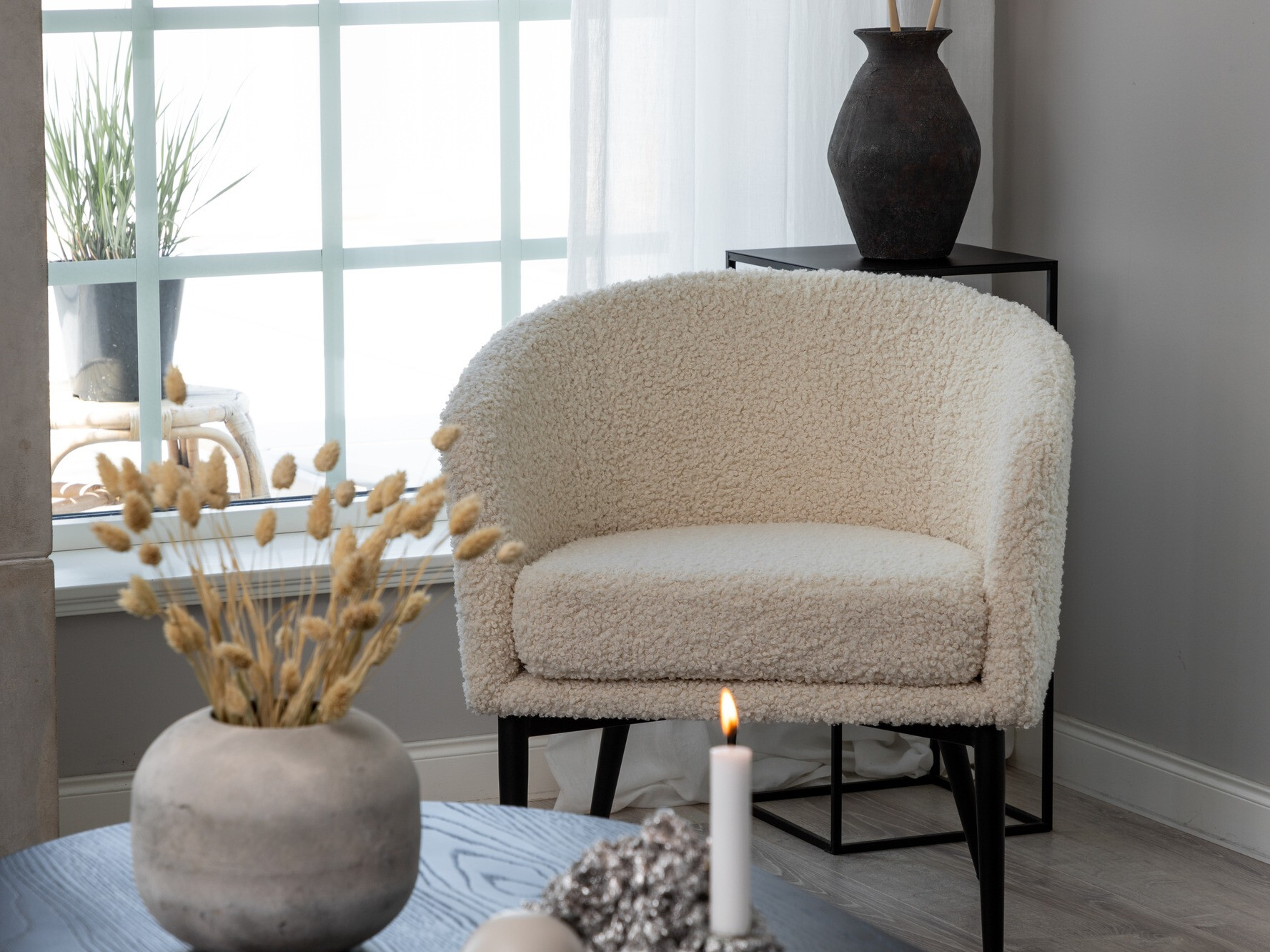 Armchair Dallas 1706 (White + Black)