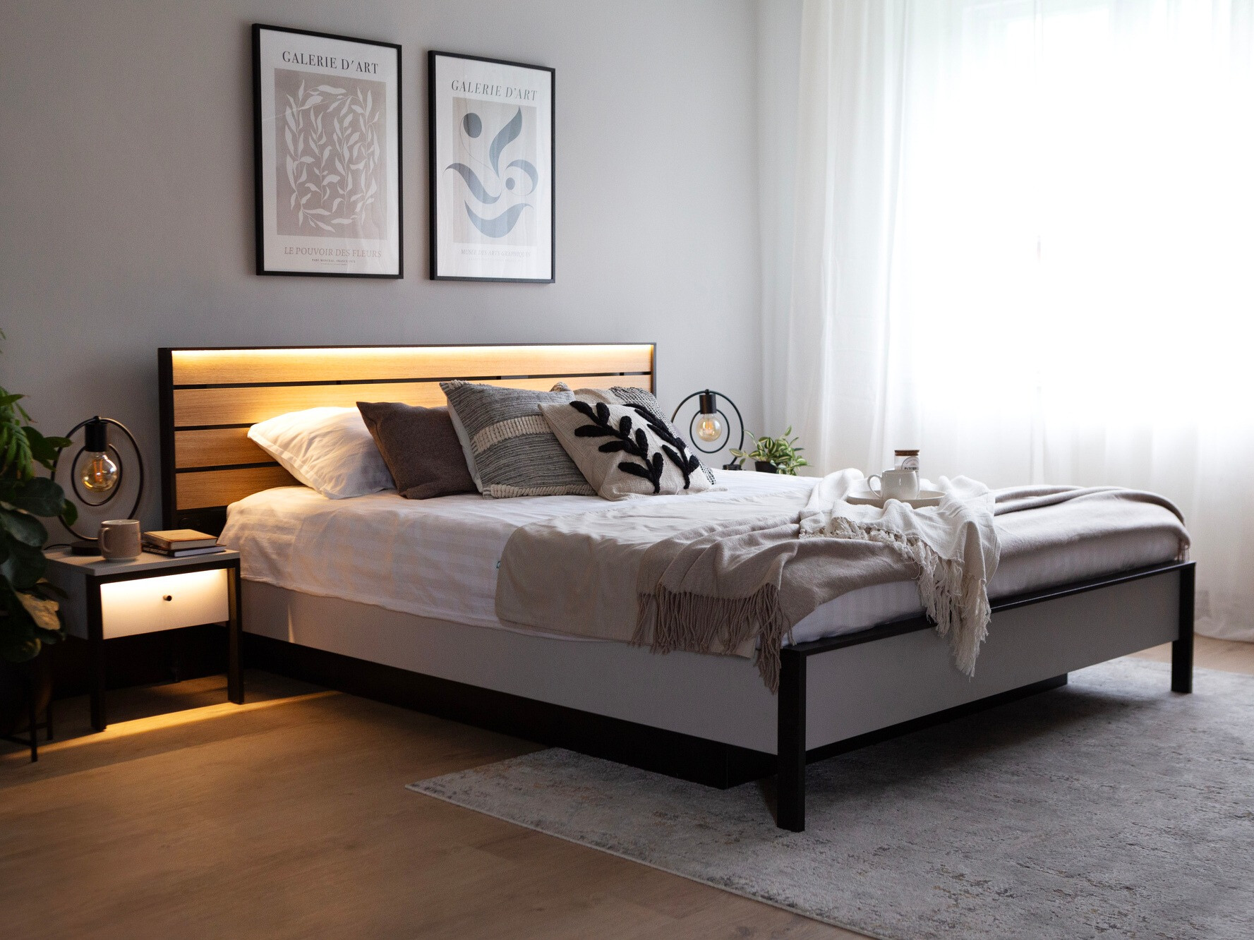 Bed Almela 107