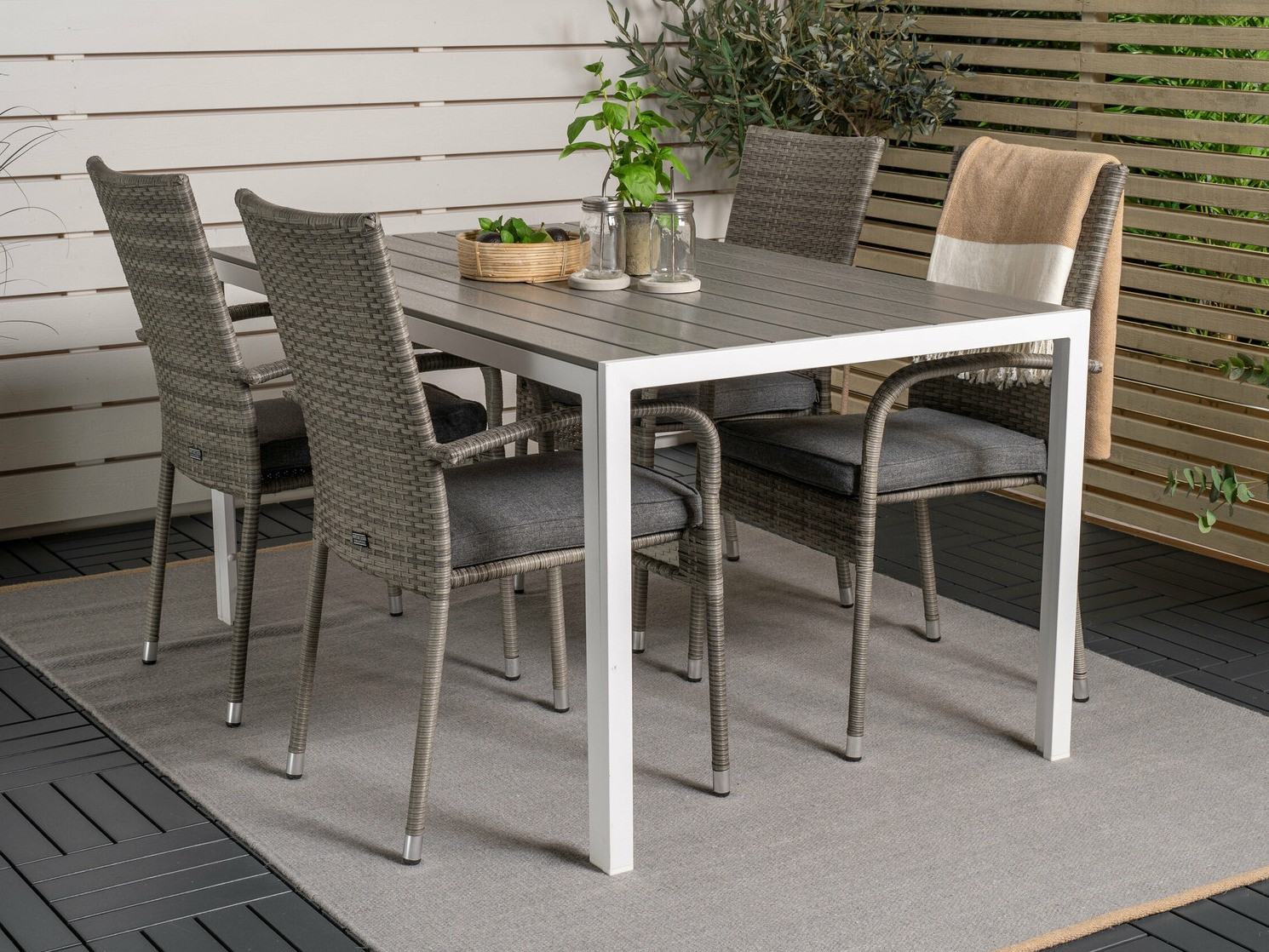 Table and chairs set Dallas 4660