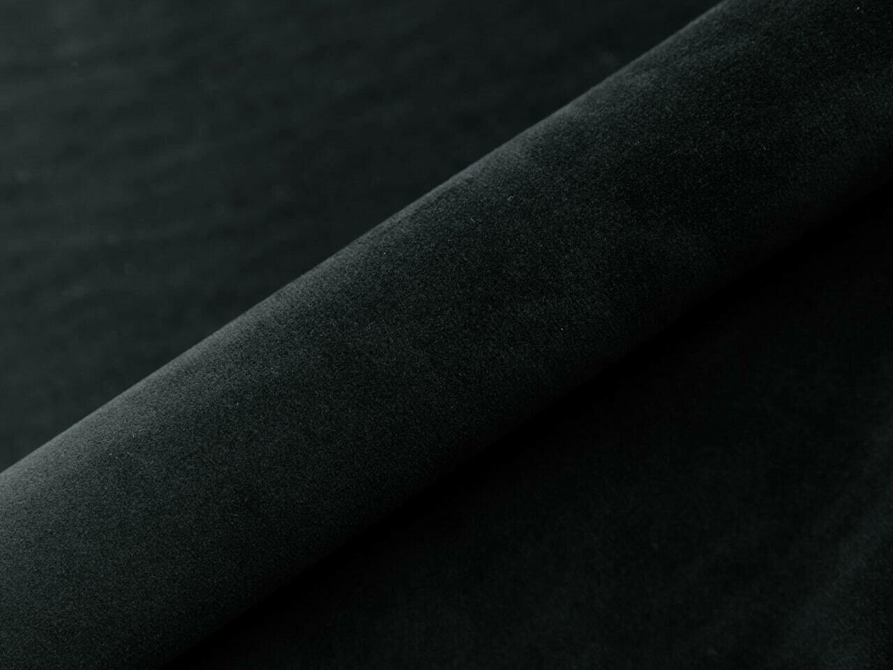 Continental bed Martinez 105 (Magic Velvet 2219)