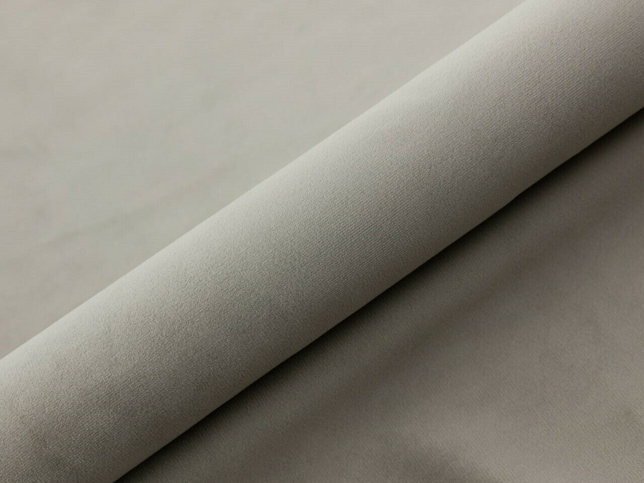 Continental bed Martinez 114 (Magic Velvet 2210)