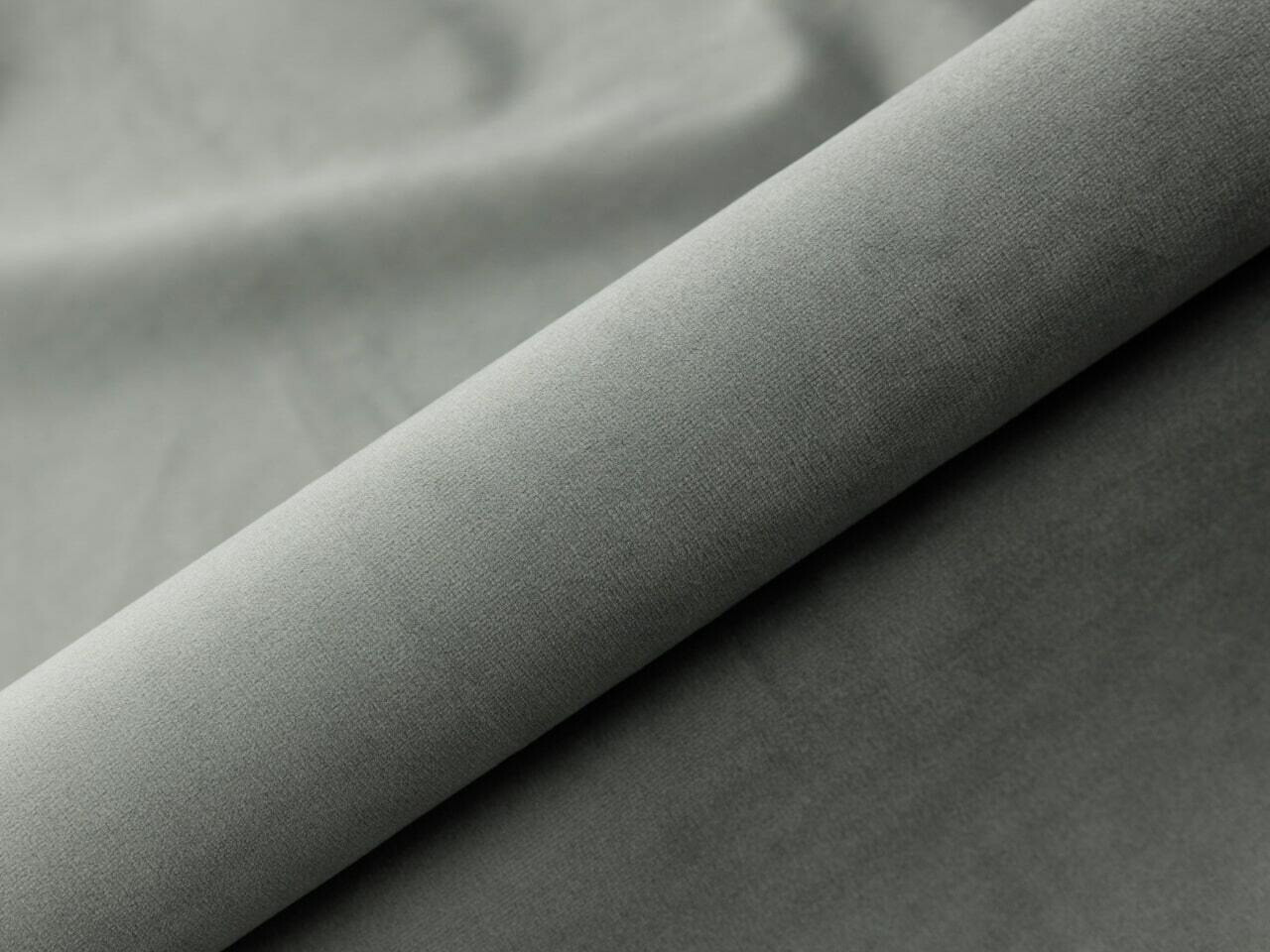 Bed Martinez 116 (Magic Velvet 2217)