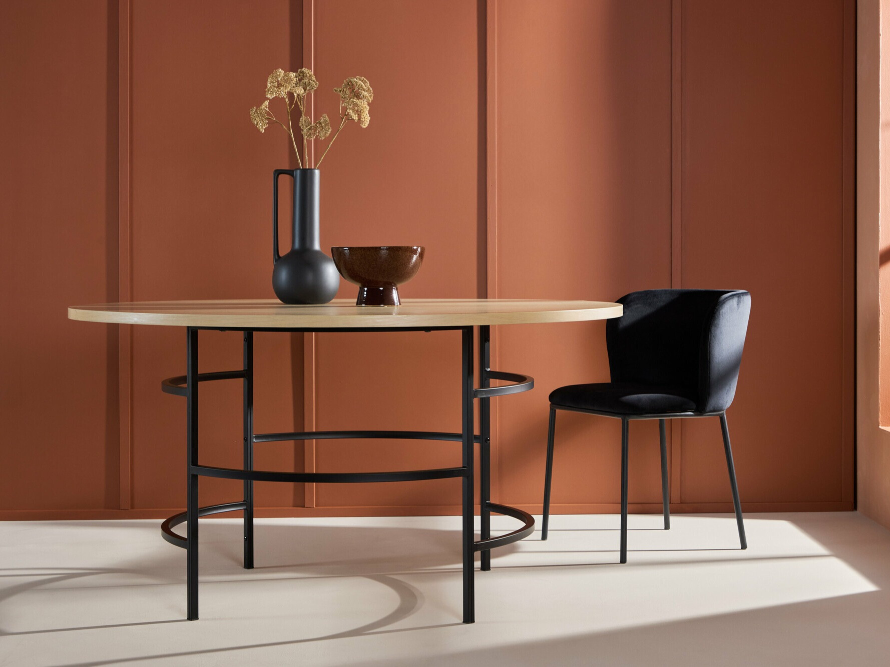 Table Dallas 4695 (Black + Light brown)