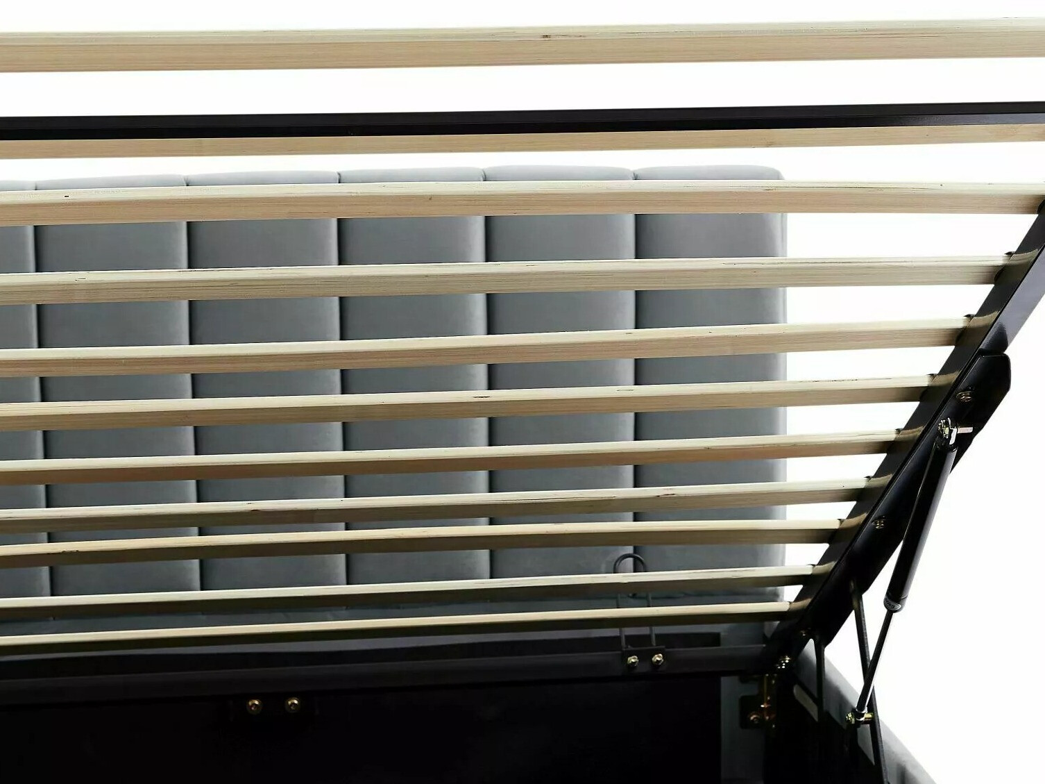 Bed Detroit 412 (Aksamit 192)