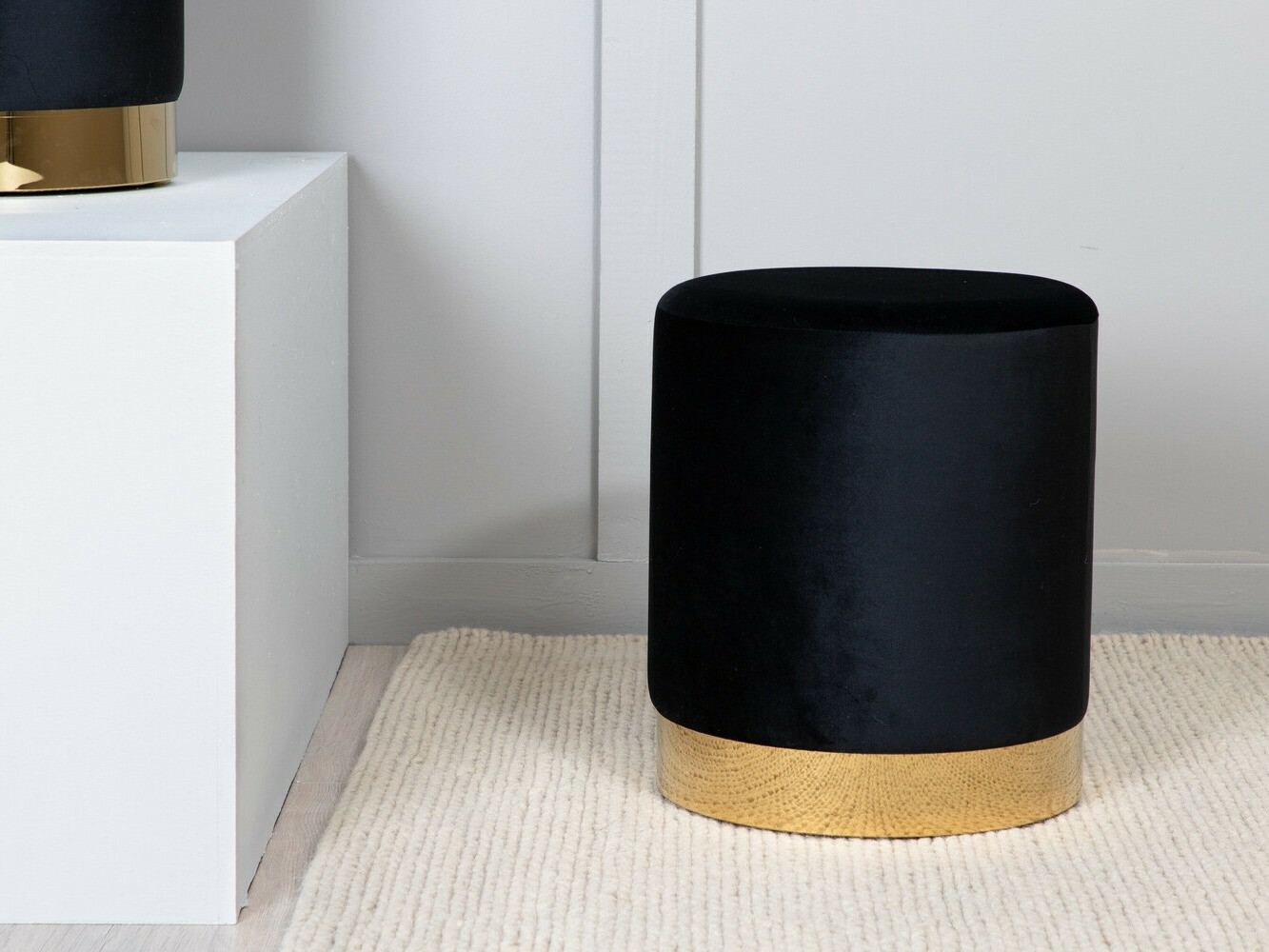 Ottoman Dallas 2936 (Black + Glossy yellow)