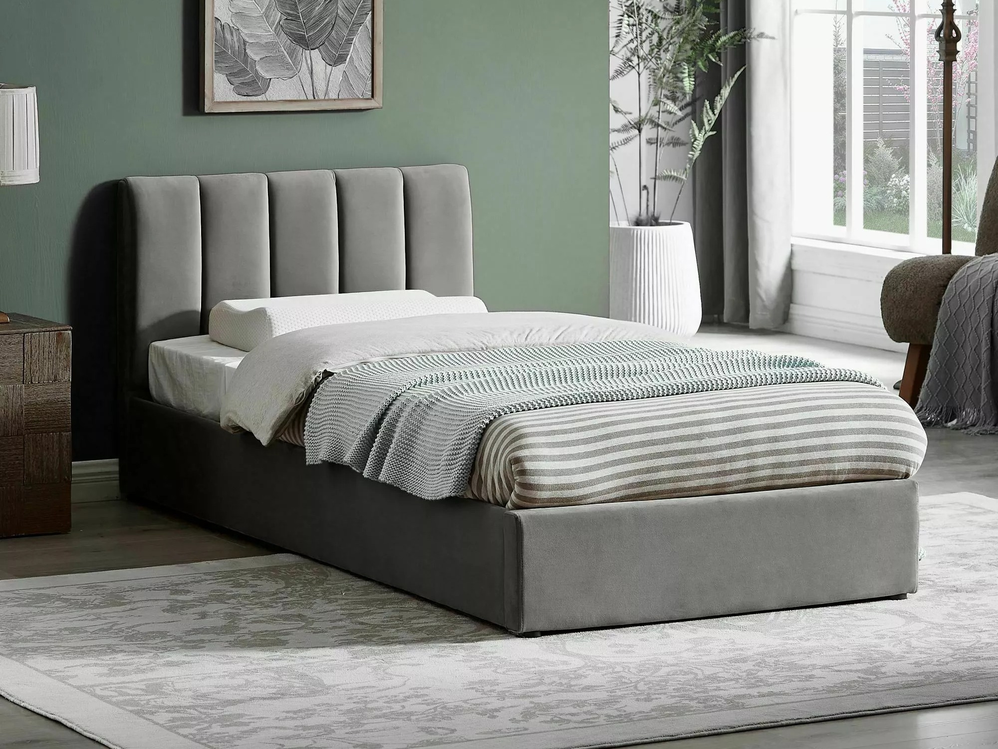 Bed Detroit 412 (Aksamit 192)