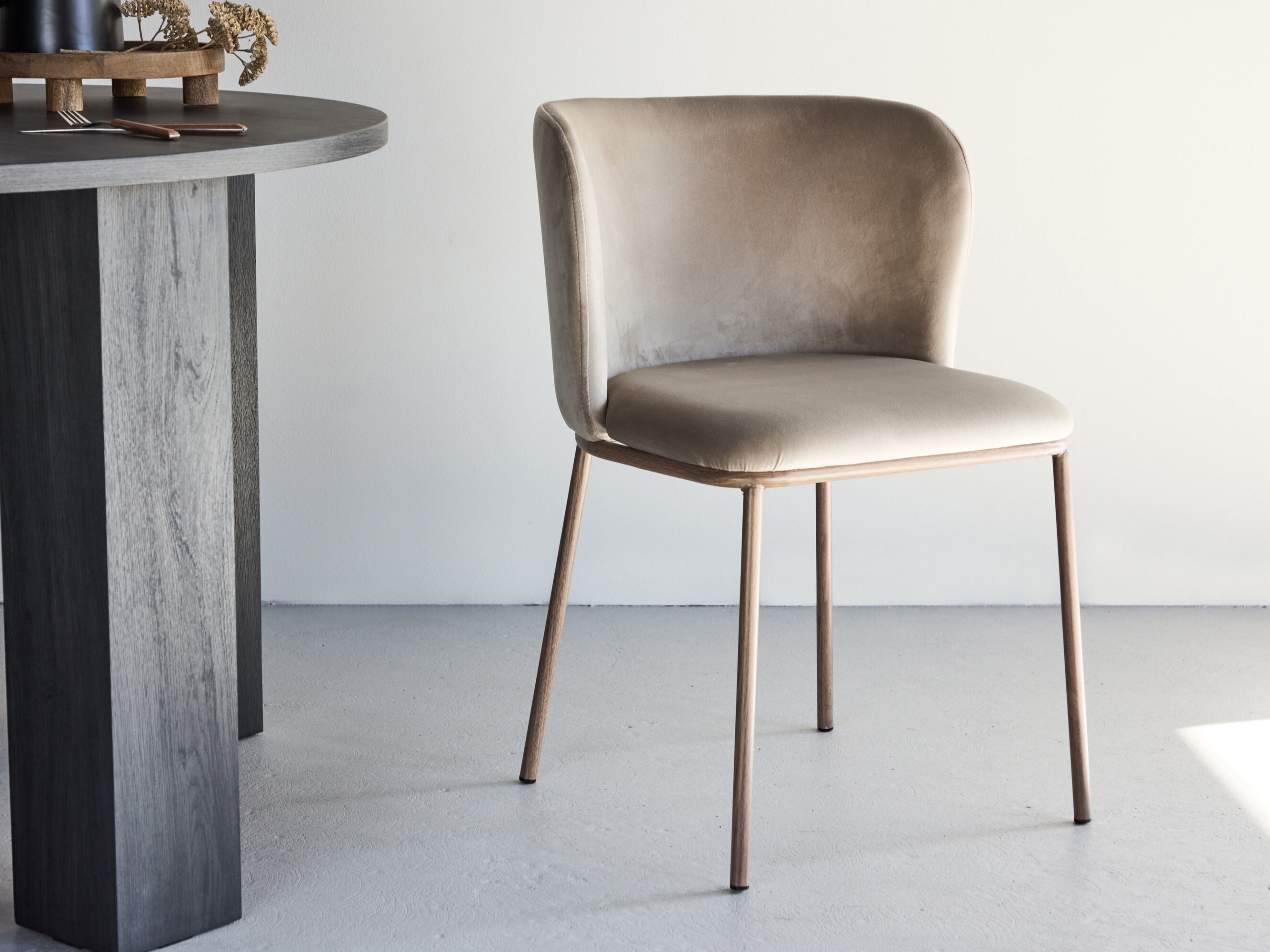 Chair Dallas 4694 (Beige + Brown)