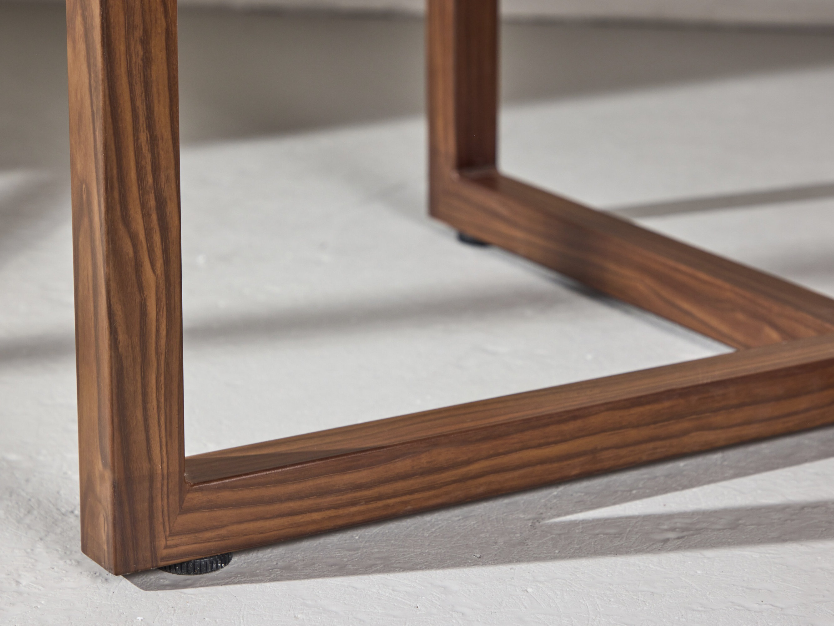 Table Dallas 4897 (Walnut)