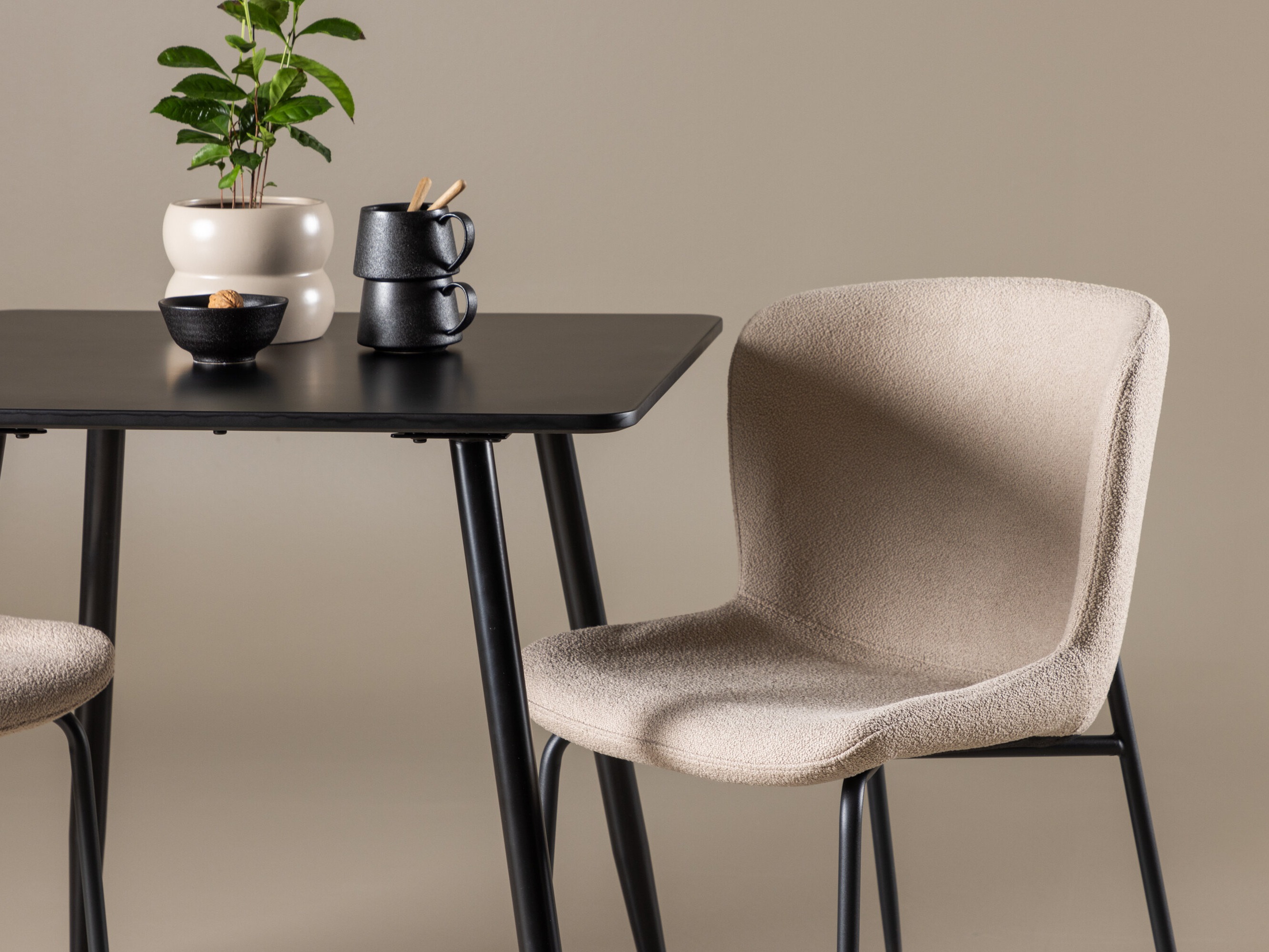 Dining set Dallas 4910 (Black + Beige)