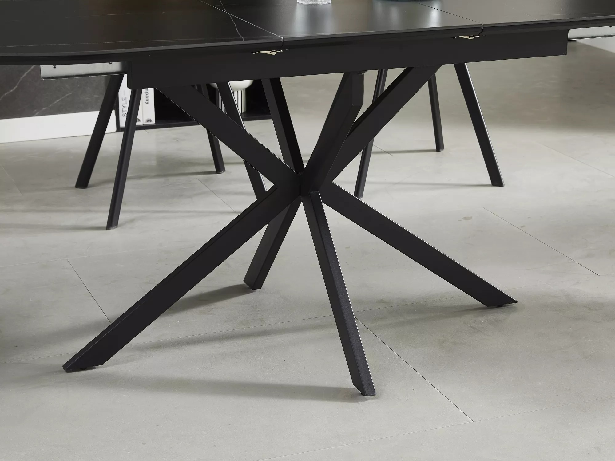 Table Detroit 862 (Black marble)