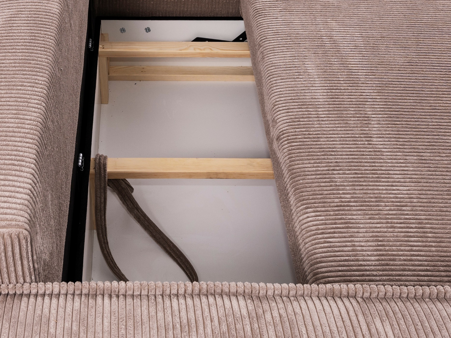 Corner sofa Franklin 147 (Poso 100)