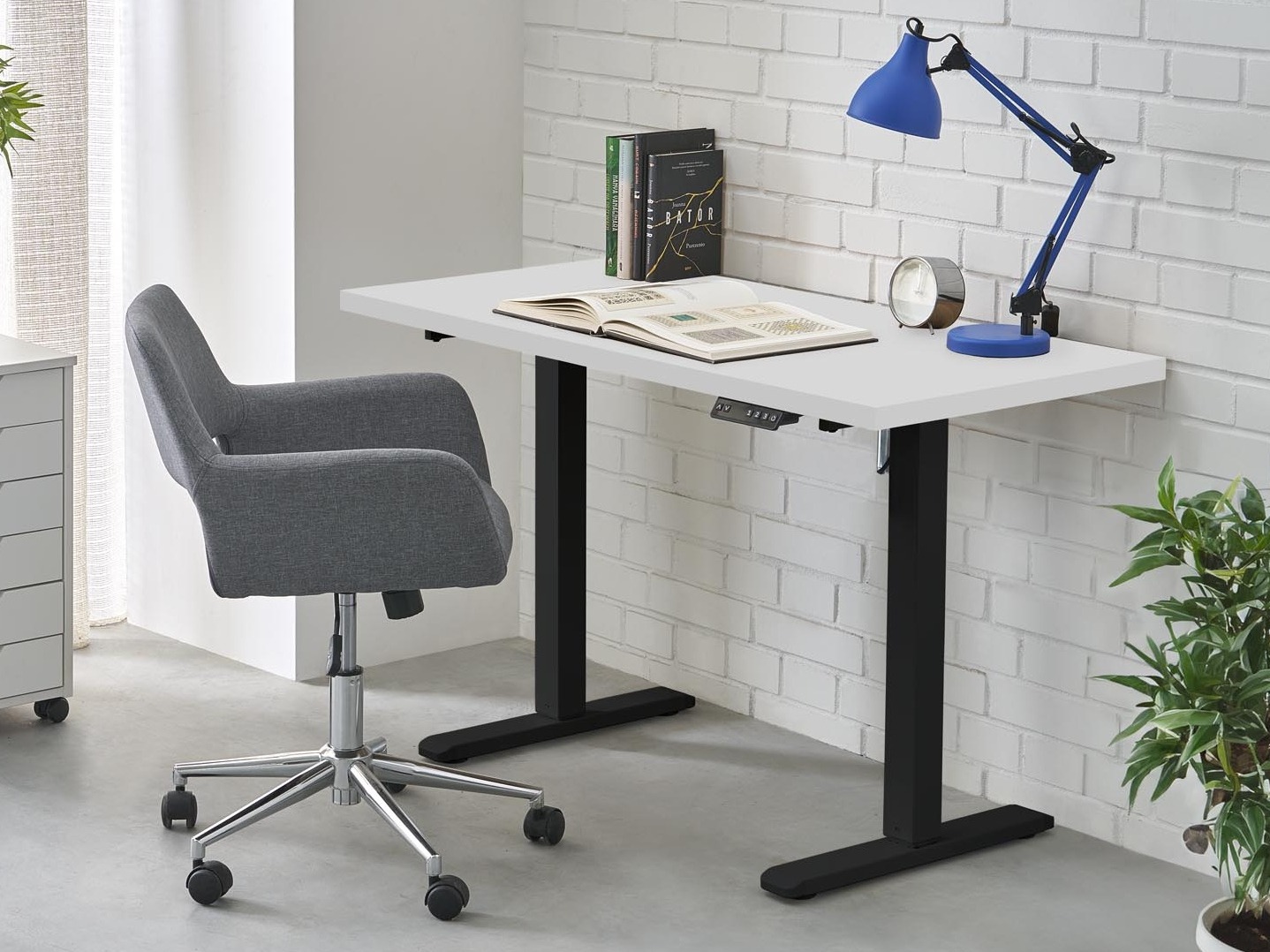 Height-adjustable desk Houston 1942 (White + Black)