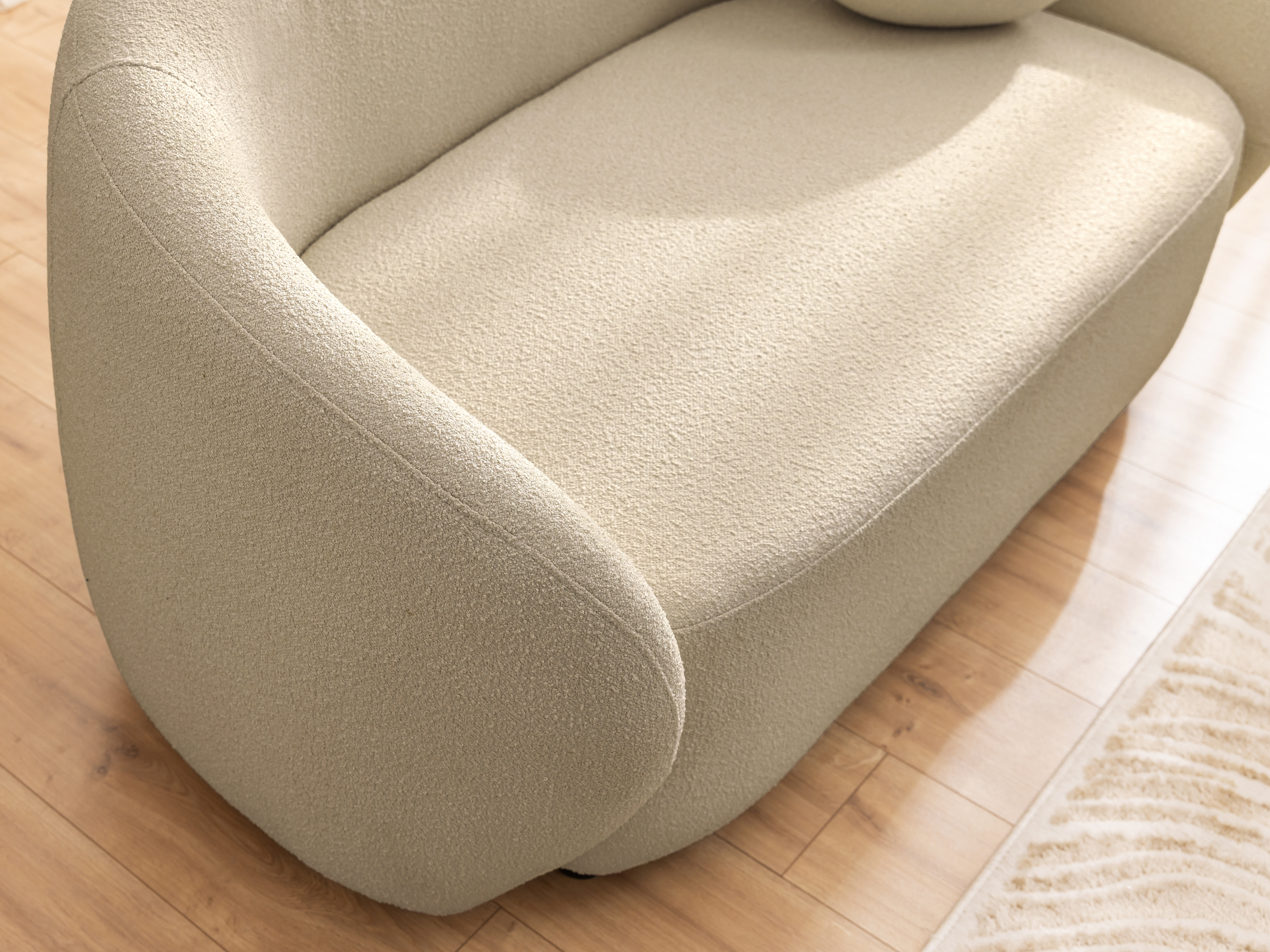 Sofa Rocklin 111 (Loop 04)