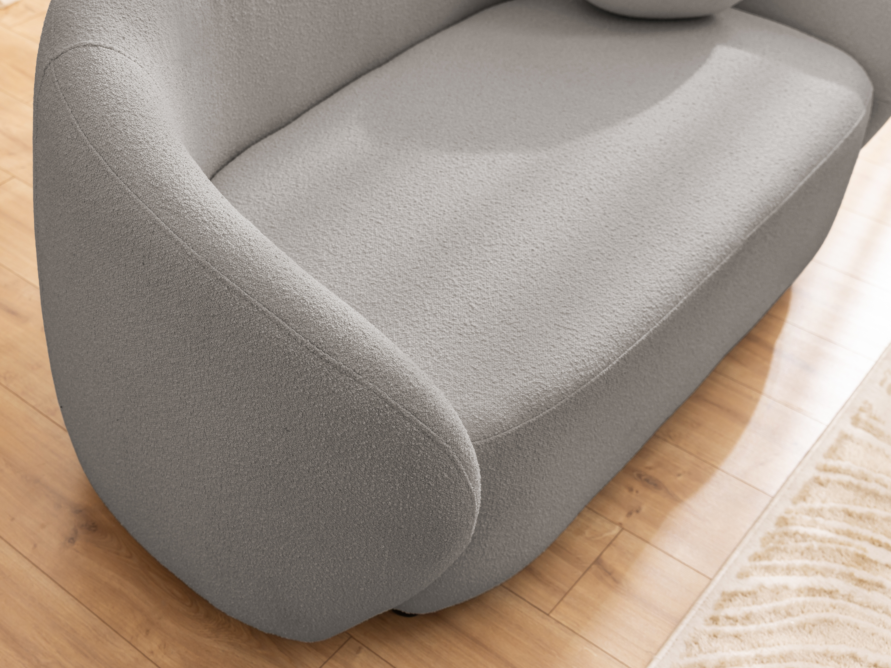 Sofa Rocklin 111 (Loop 18)