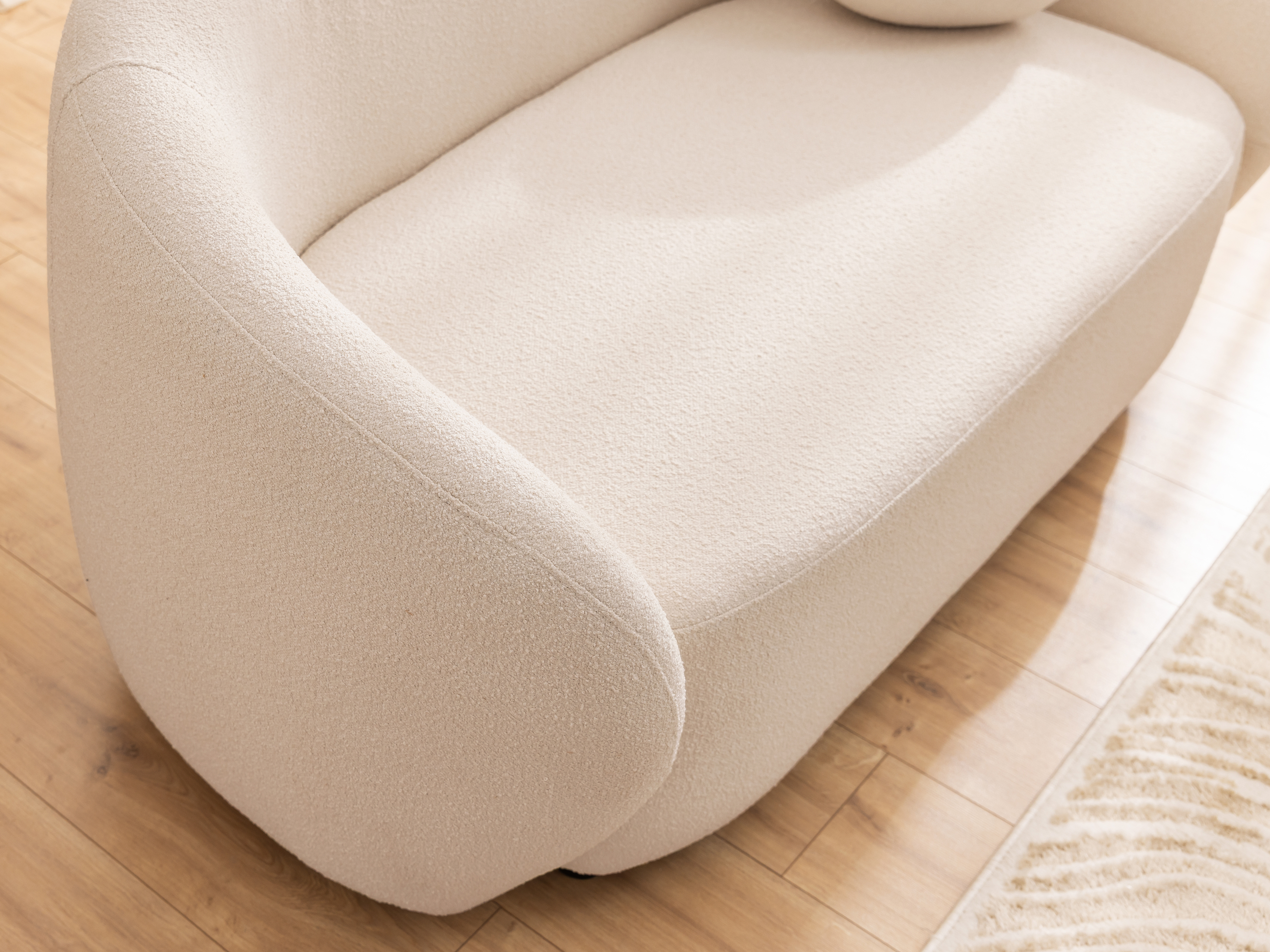 Sofa Rocklin 112 (Loop 01)
