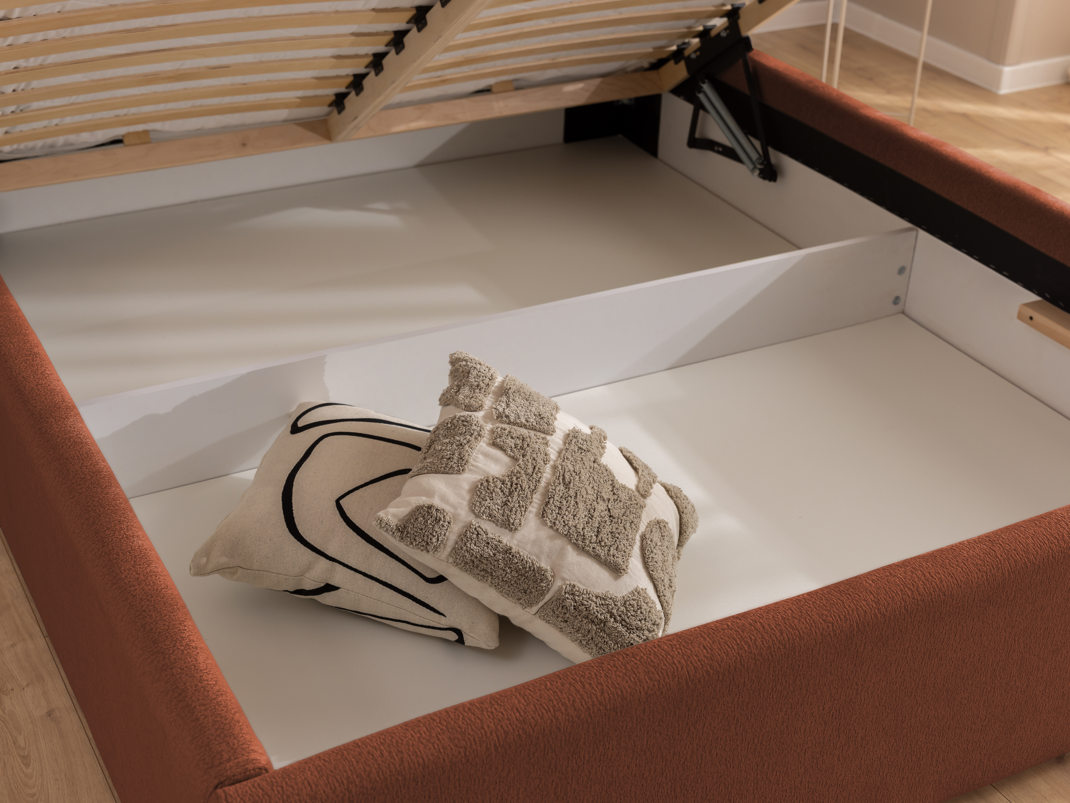 Bed Rocklin 114 (Misterio 56)
