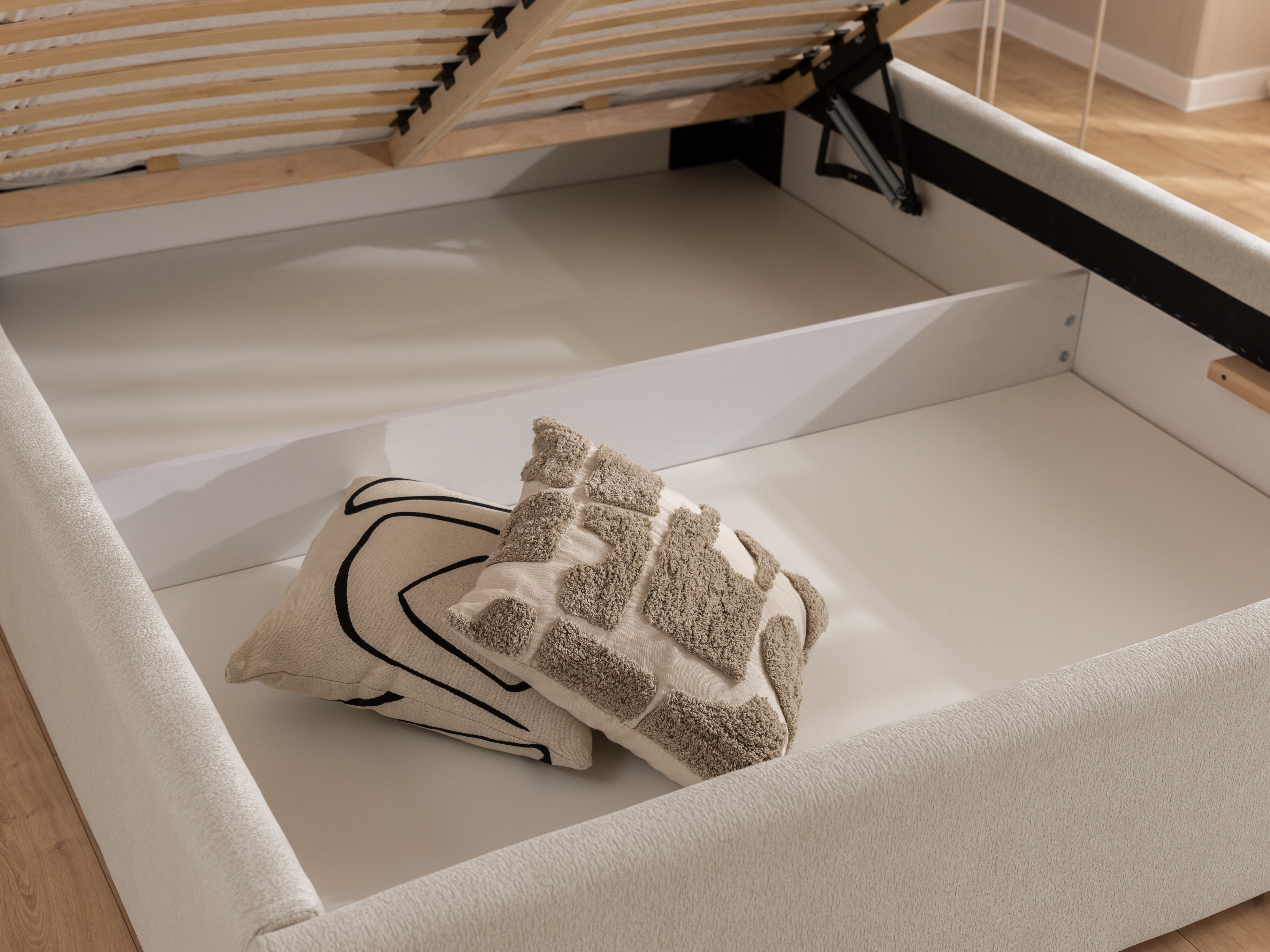 Bed Rocklin 114 (Misterio 80)