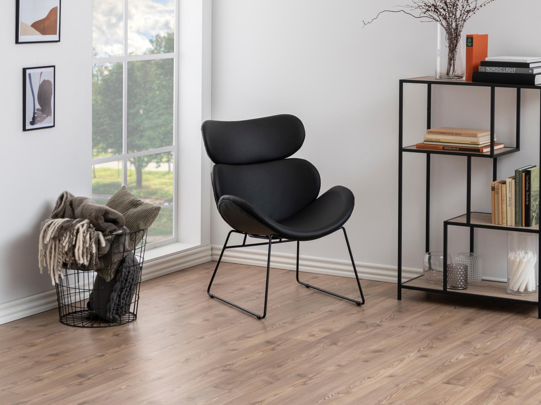 Armchair Norsica 168 (Black)