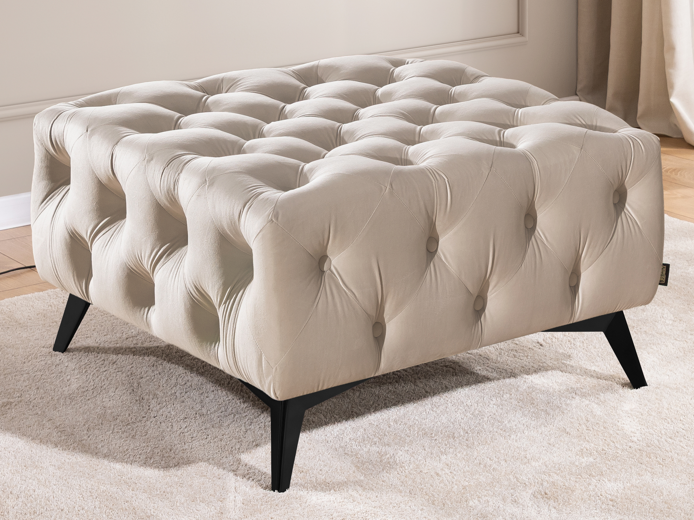 Ottoman Rocklin 121 (Riviera 21)