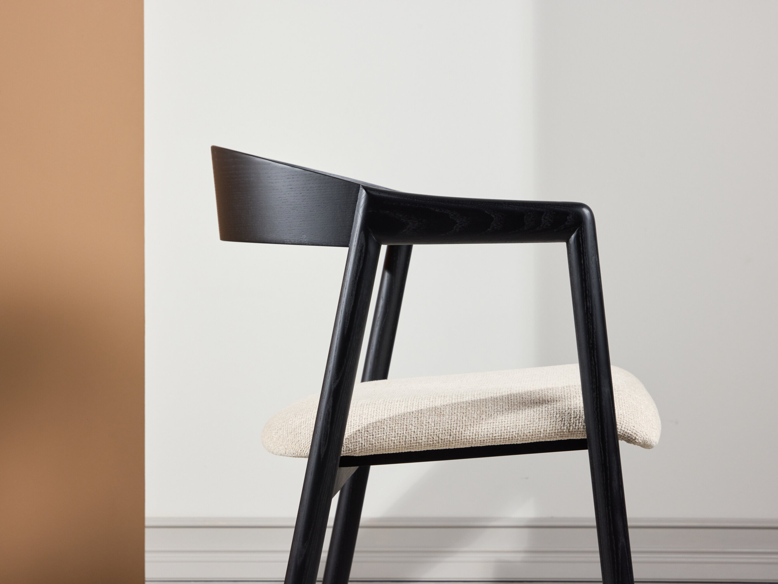 Chair Dallas 4939 (Black + Beige)