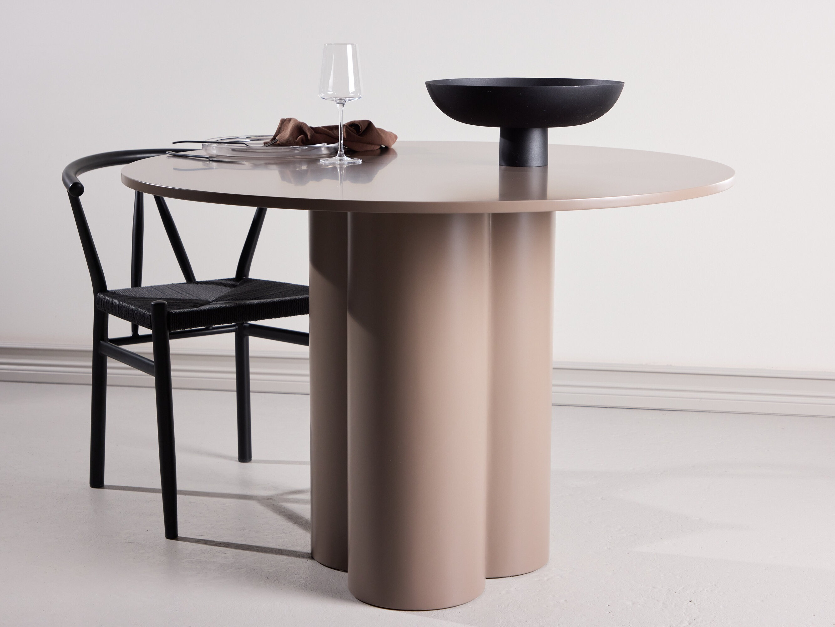Table Dallas 4446 (Dark brown)
