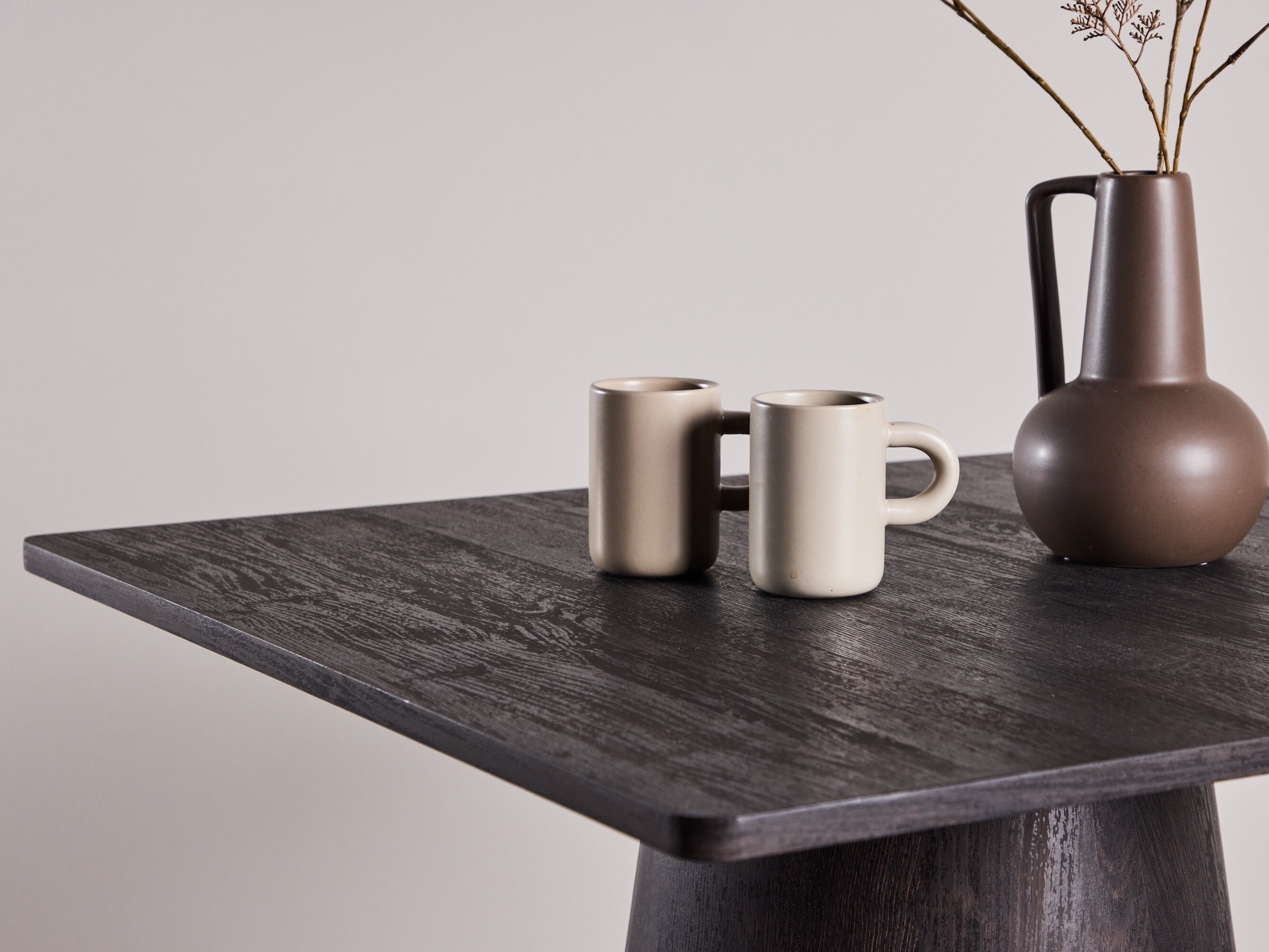 Table Dallas 4963 (Brown)