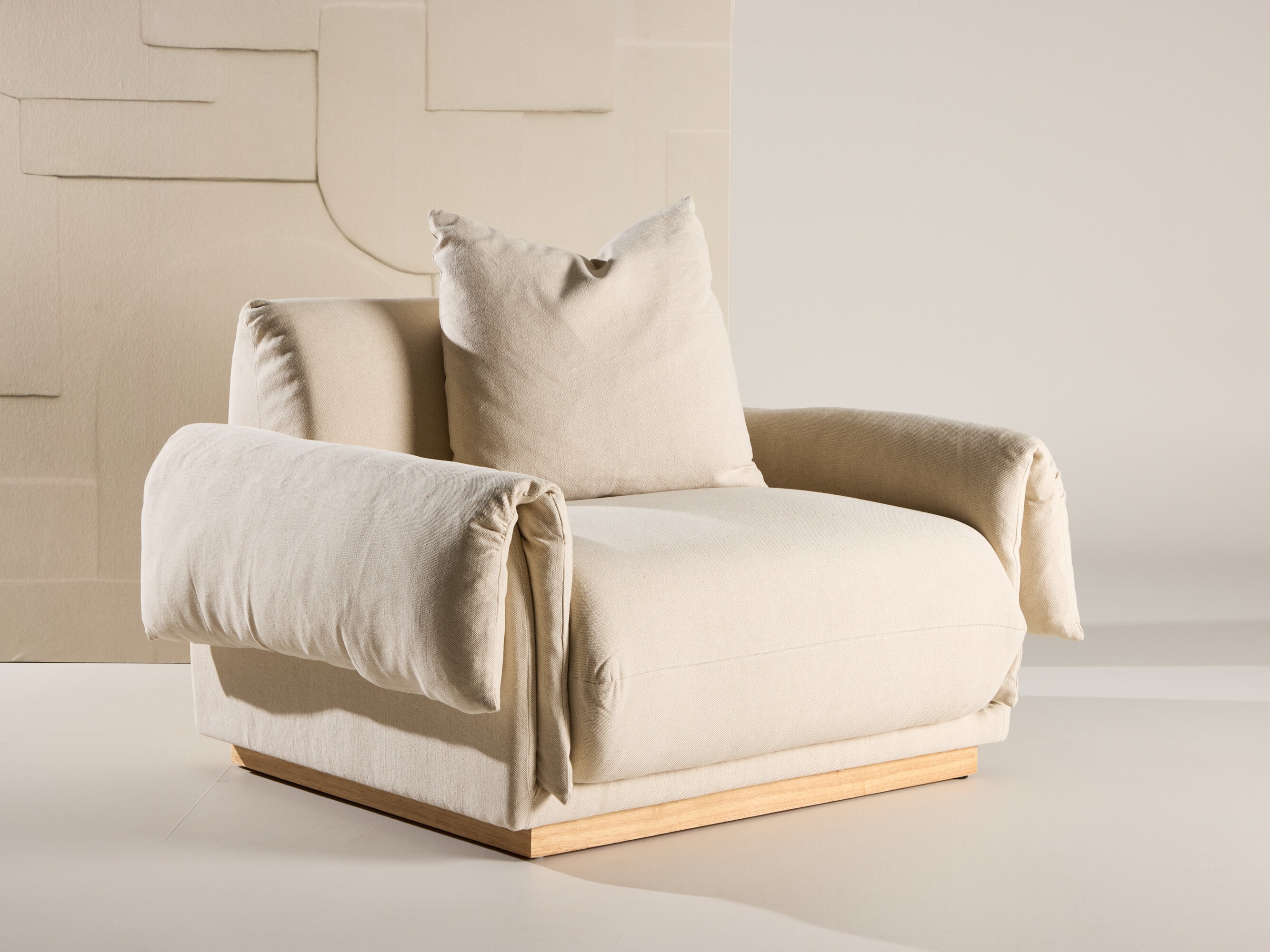 Armchair Dallas 4983