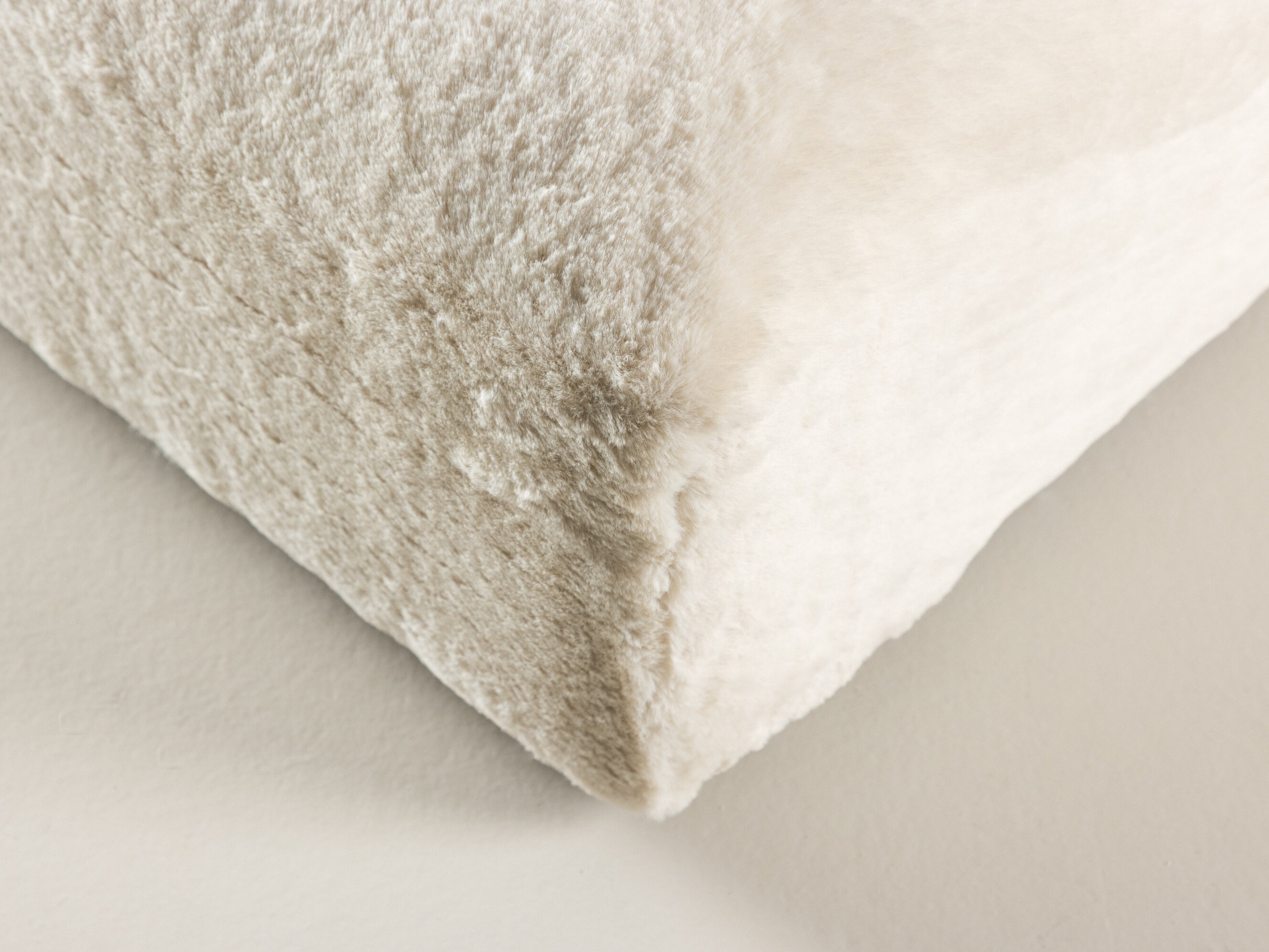 Upholstered bench Dallas 4977