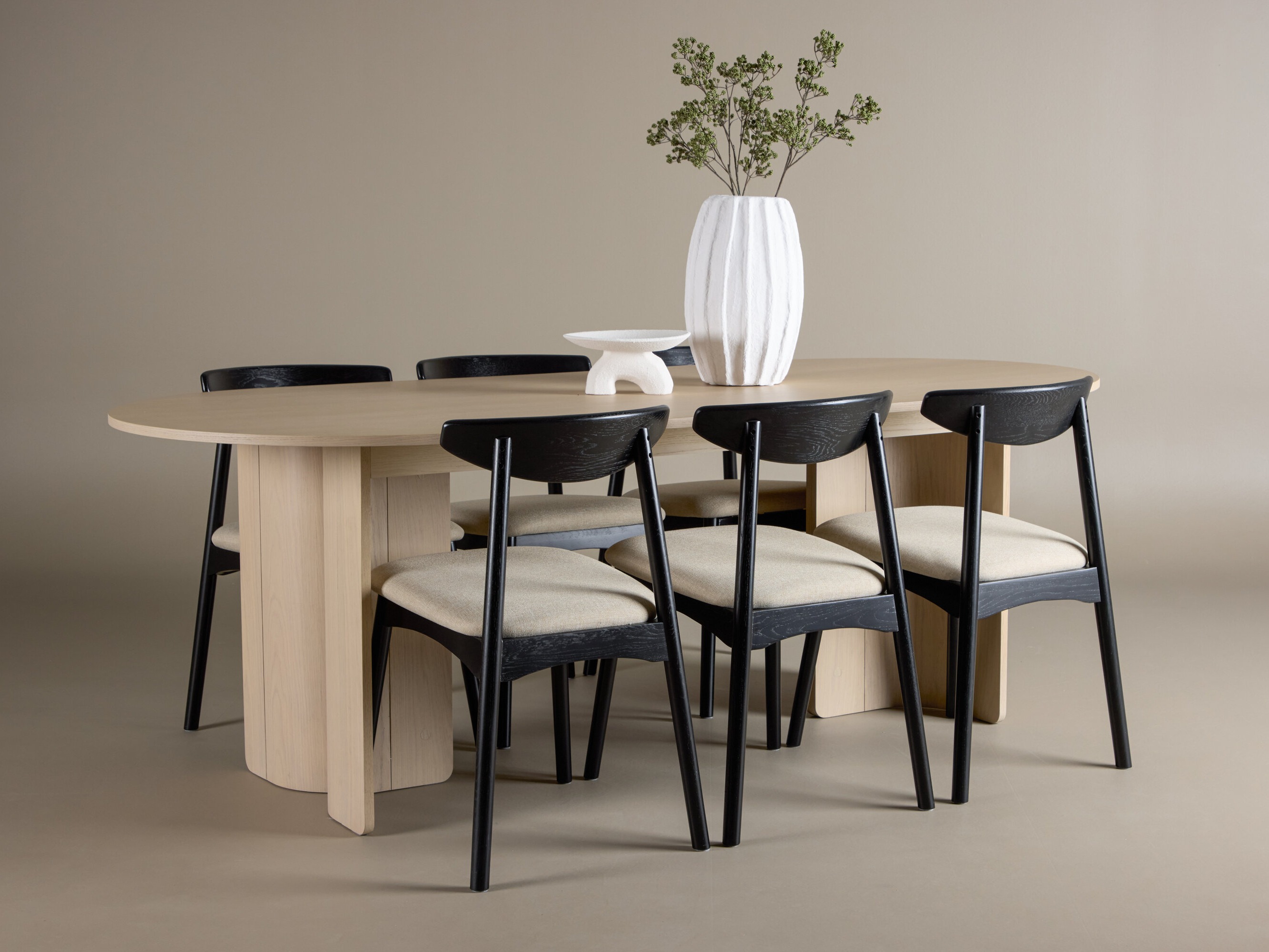 Dining set Dallas 5020 (Black + Beige)