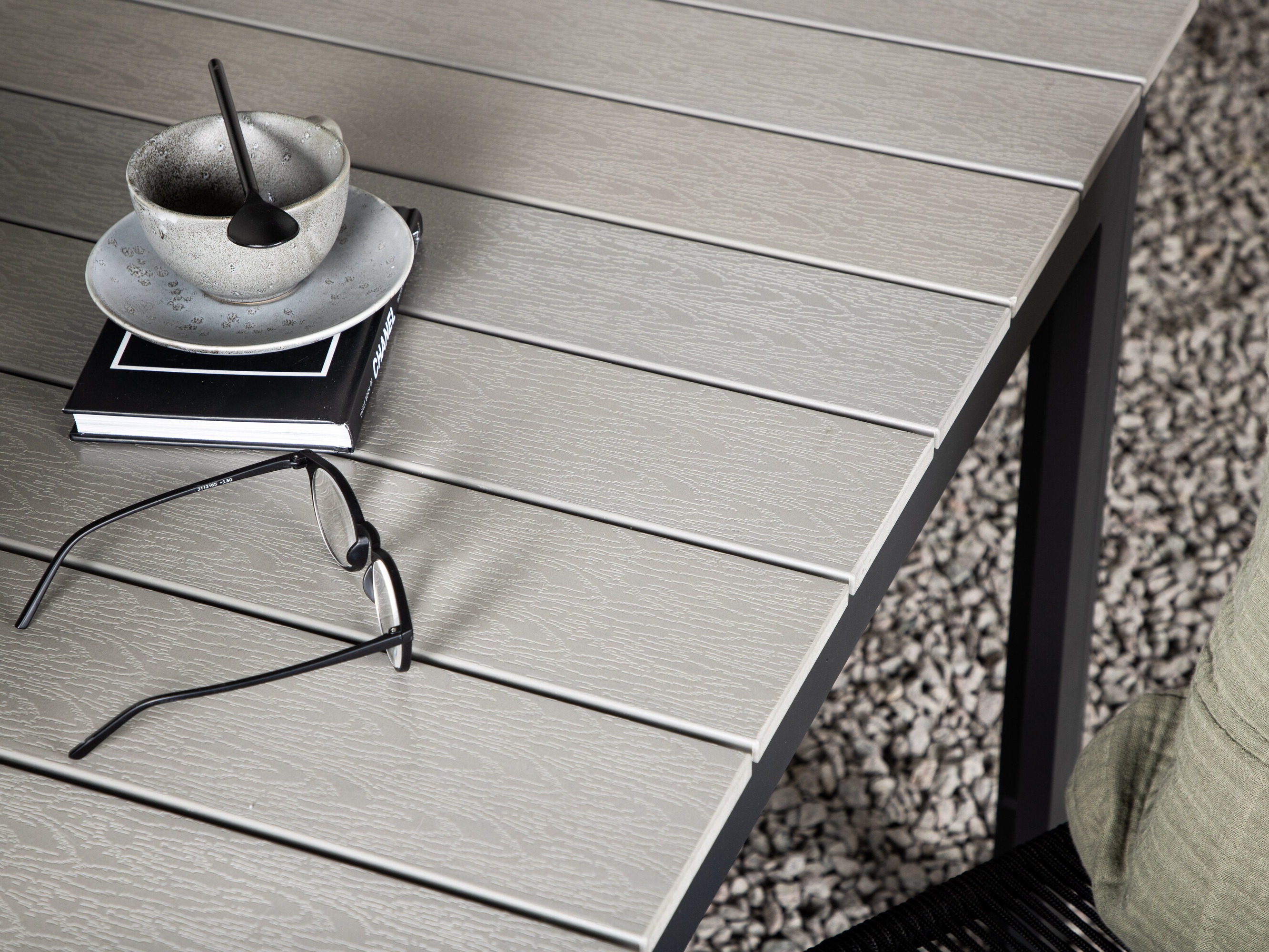 Outdoor table Dallas 665 (Grey + Black)