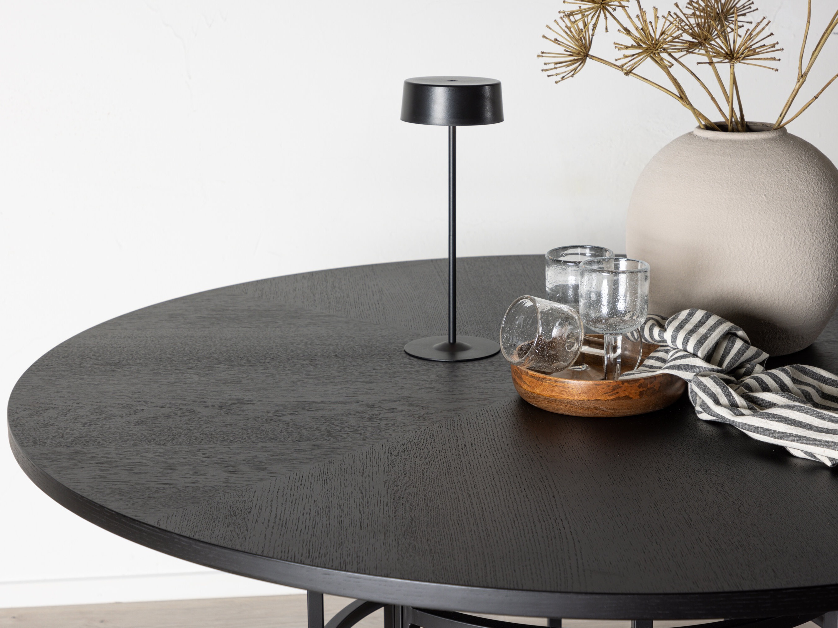 Table Dallas 243 (Black)