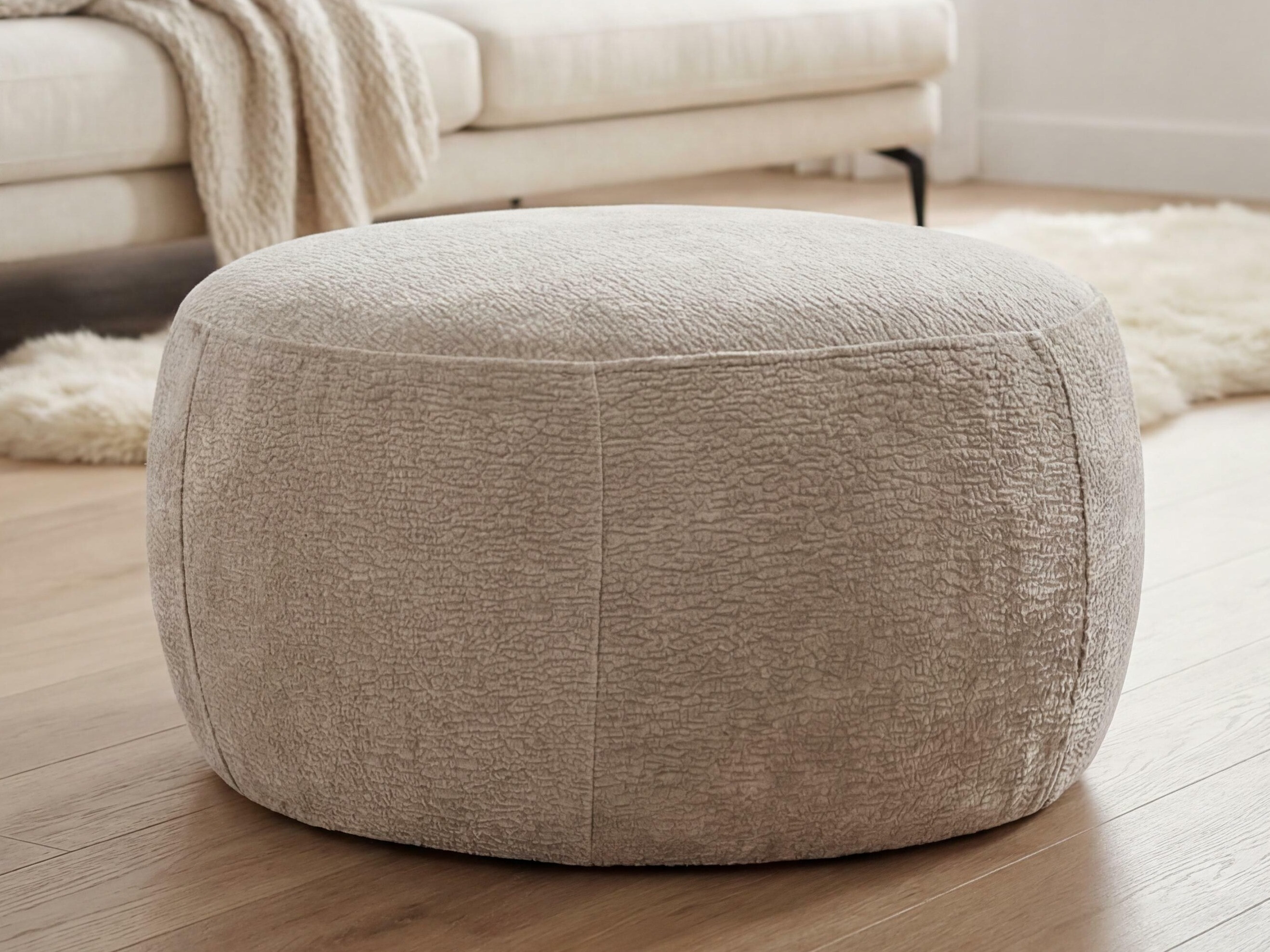 Ottoman Margate 141 (Dress me 15)