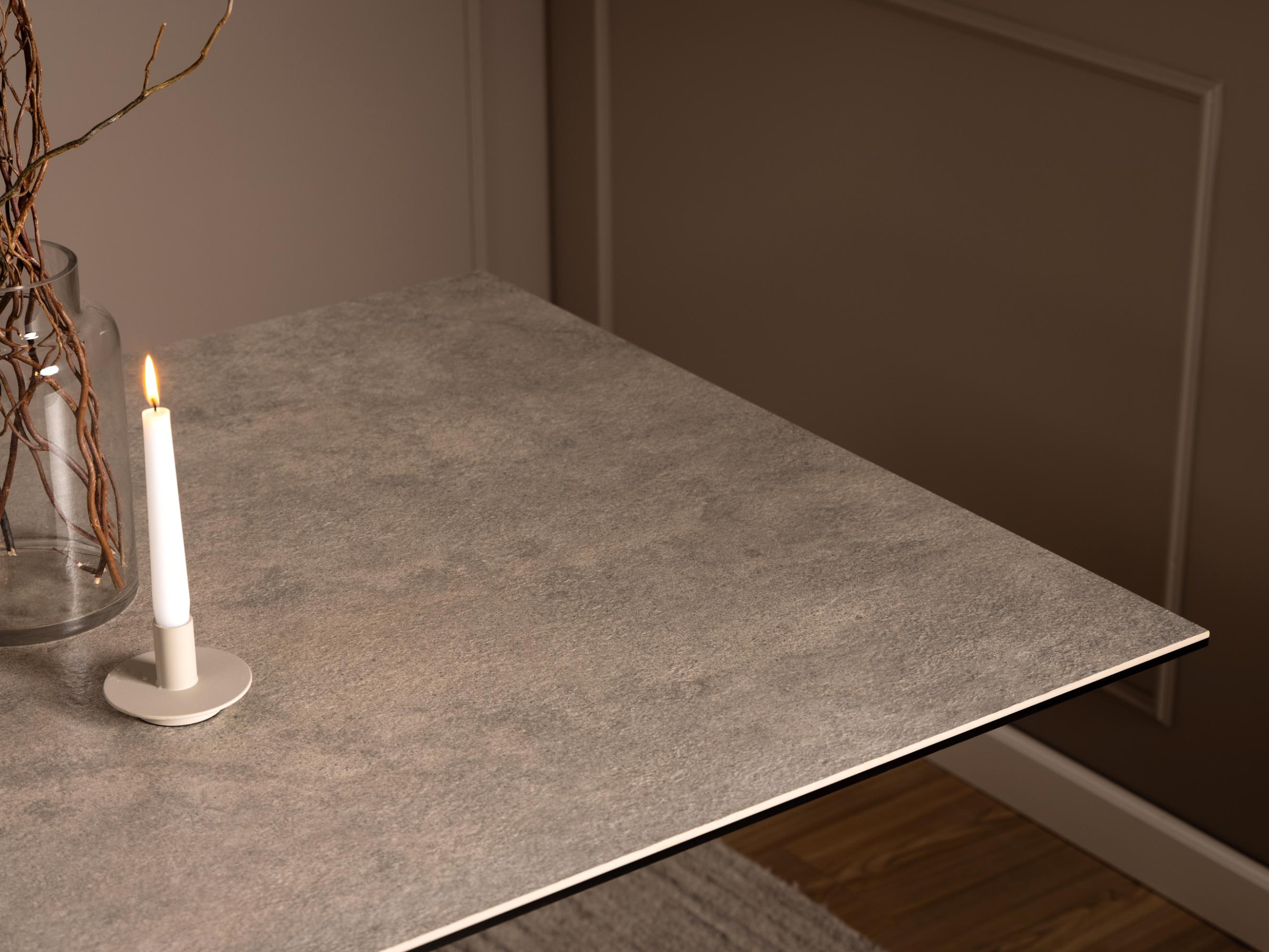 Table Norsica 446 (Grey + Black)