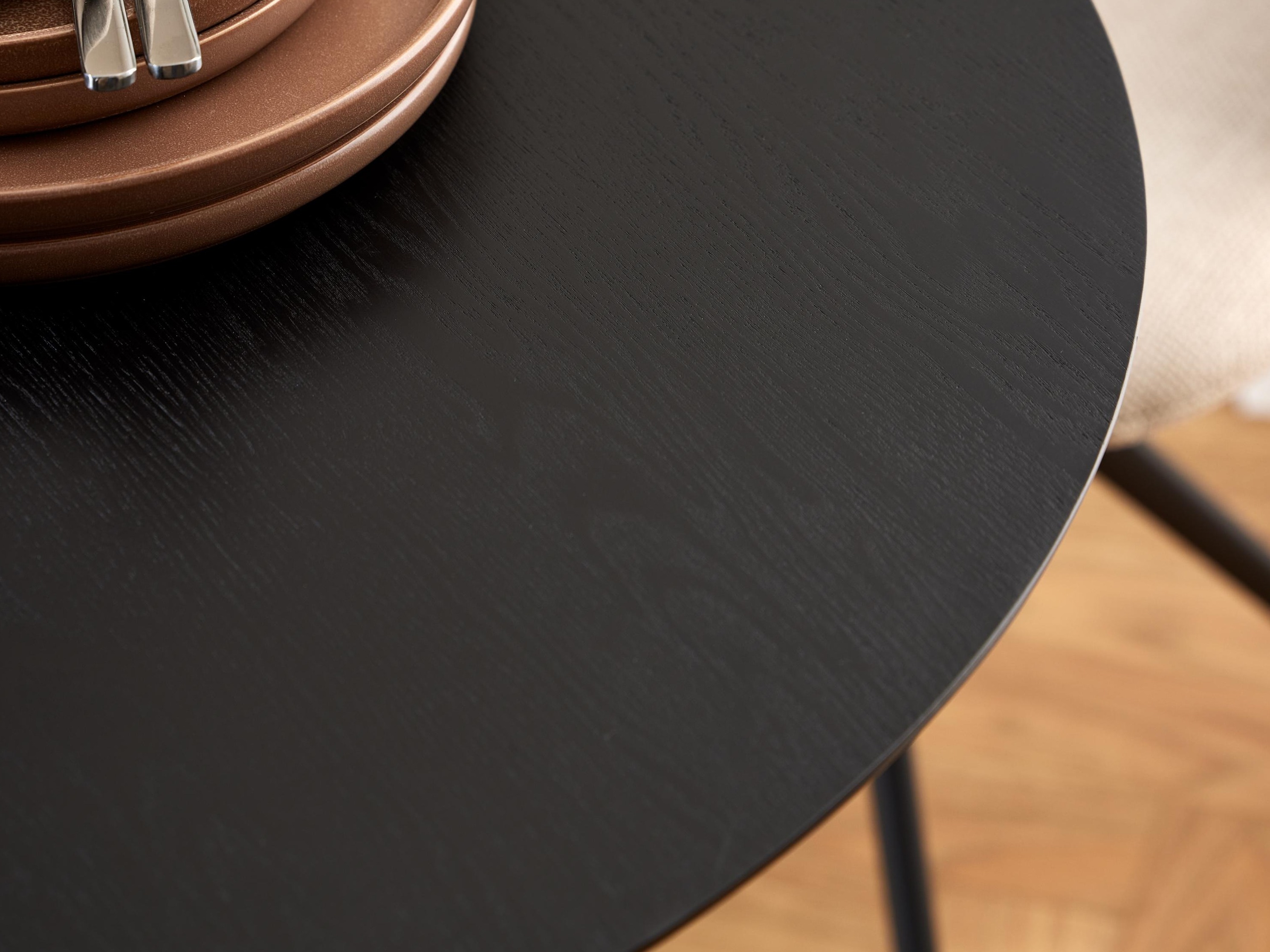 Table Norsica 1057 (Black + Black ash)