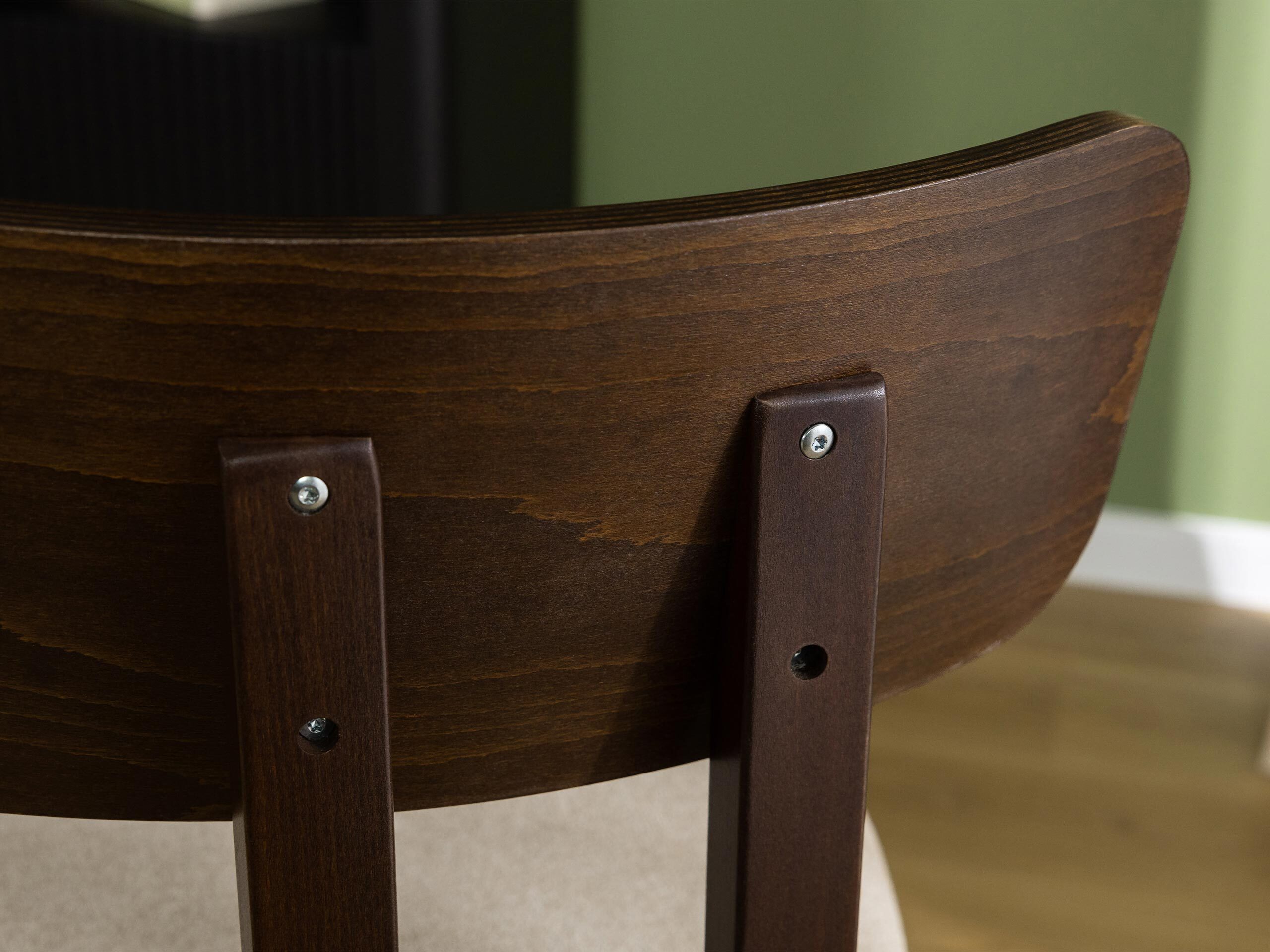 Chair Victorville 382 (Walnut)