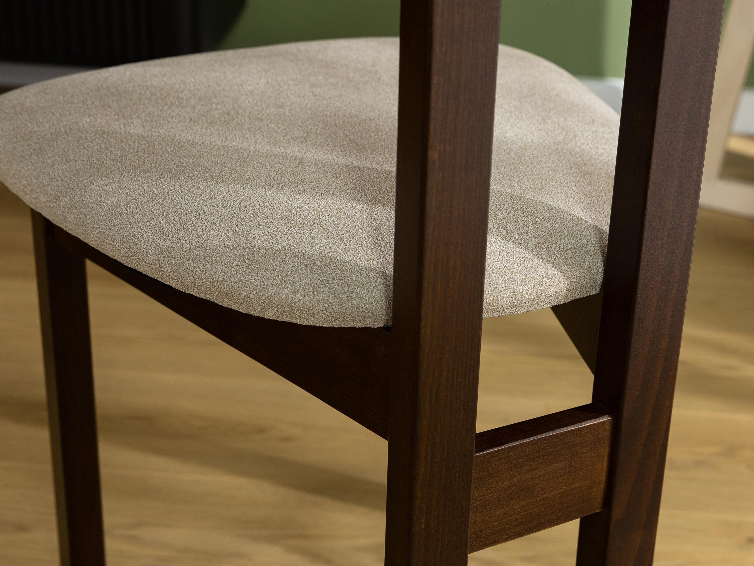 Chair Victorville 382 (Walnut)