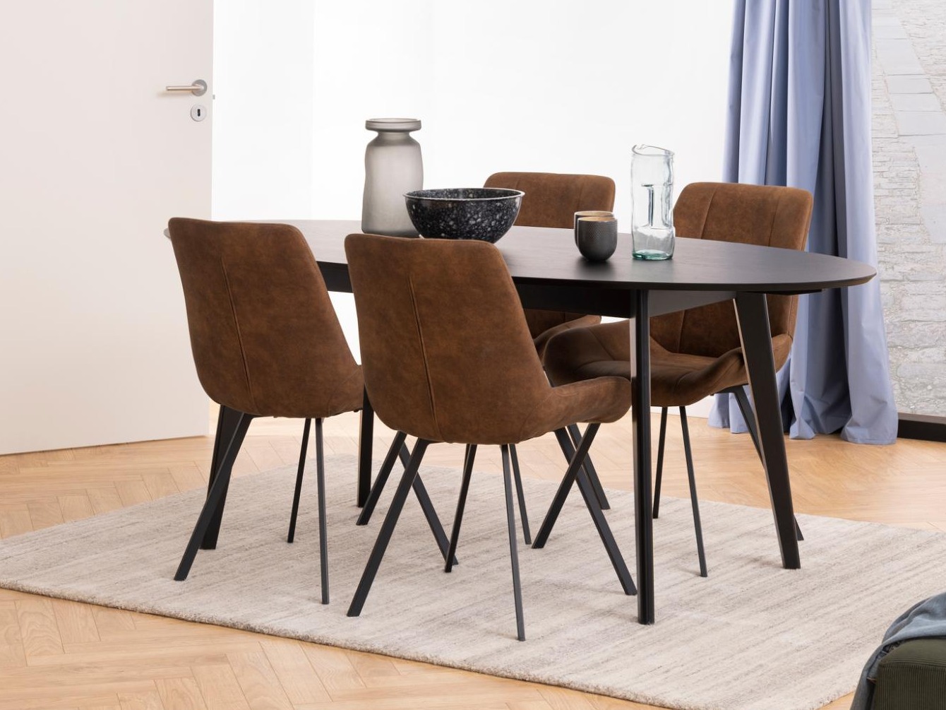 Chair Norsica 499 (Brown + Black)